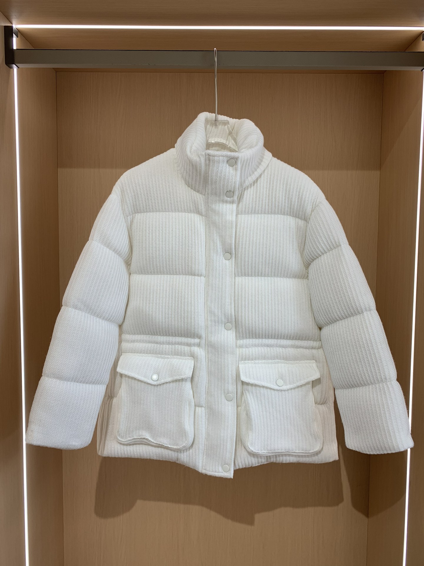 Bagsaaa Brunello Cucinelli padded down jacket white