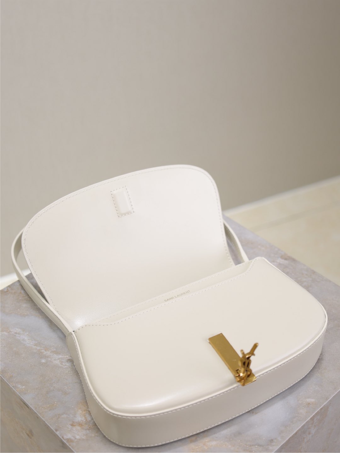 Bagsaaa Y51 Mini Voltaire In Box Sa1nt Lau*nt 779642 white - 21 X 11 X 4.5 CM