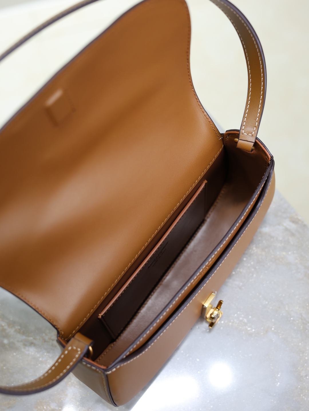 Bagsaaa Y51 Mini Voltaire In Box Sa1nt Lau*nt 779642 Brown - 21 X 11 X 4.5 CM