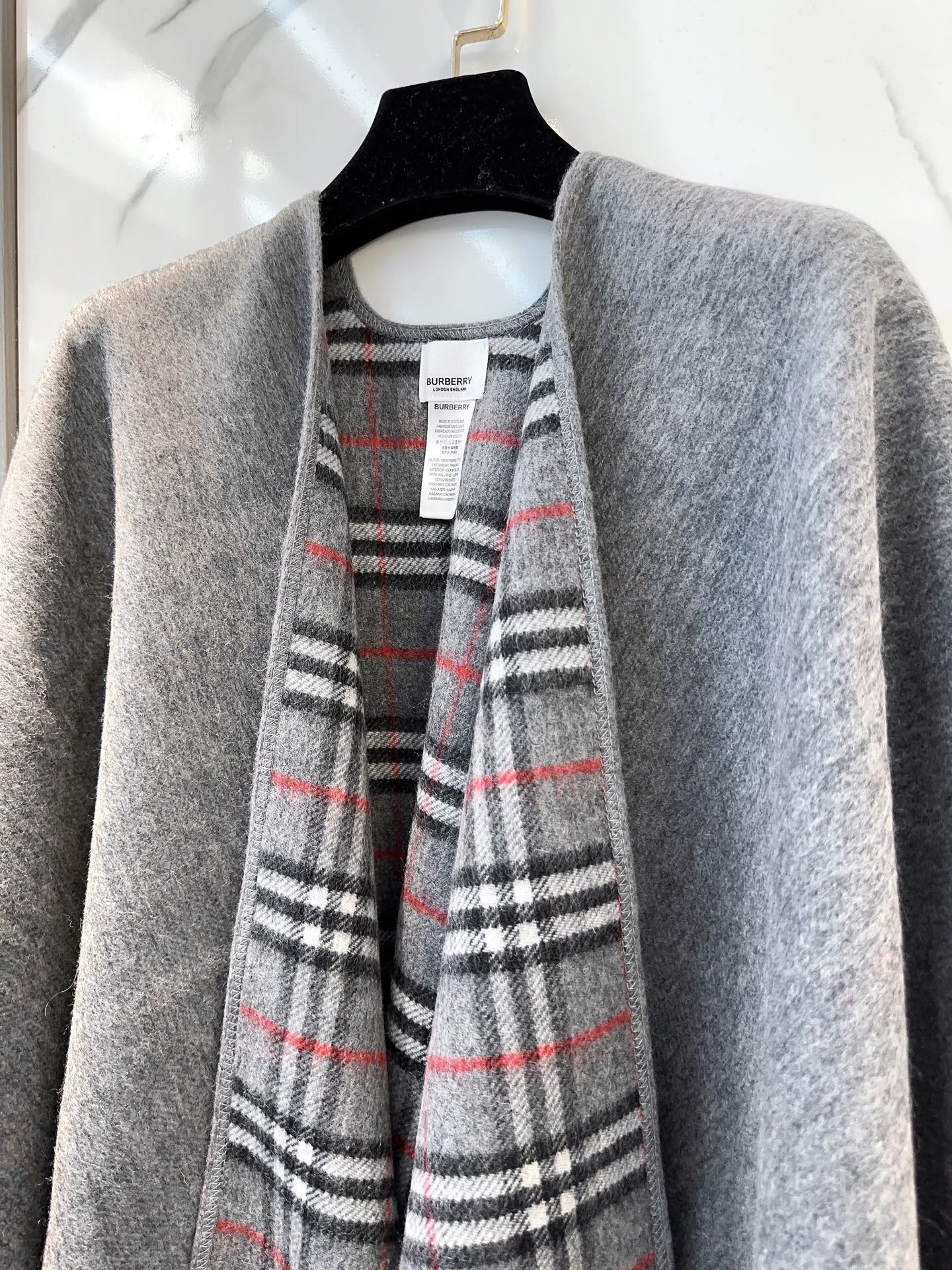 Bagsaaa Bv*b*rry Check Wool Cashmere Cape gray - 140*140cm