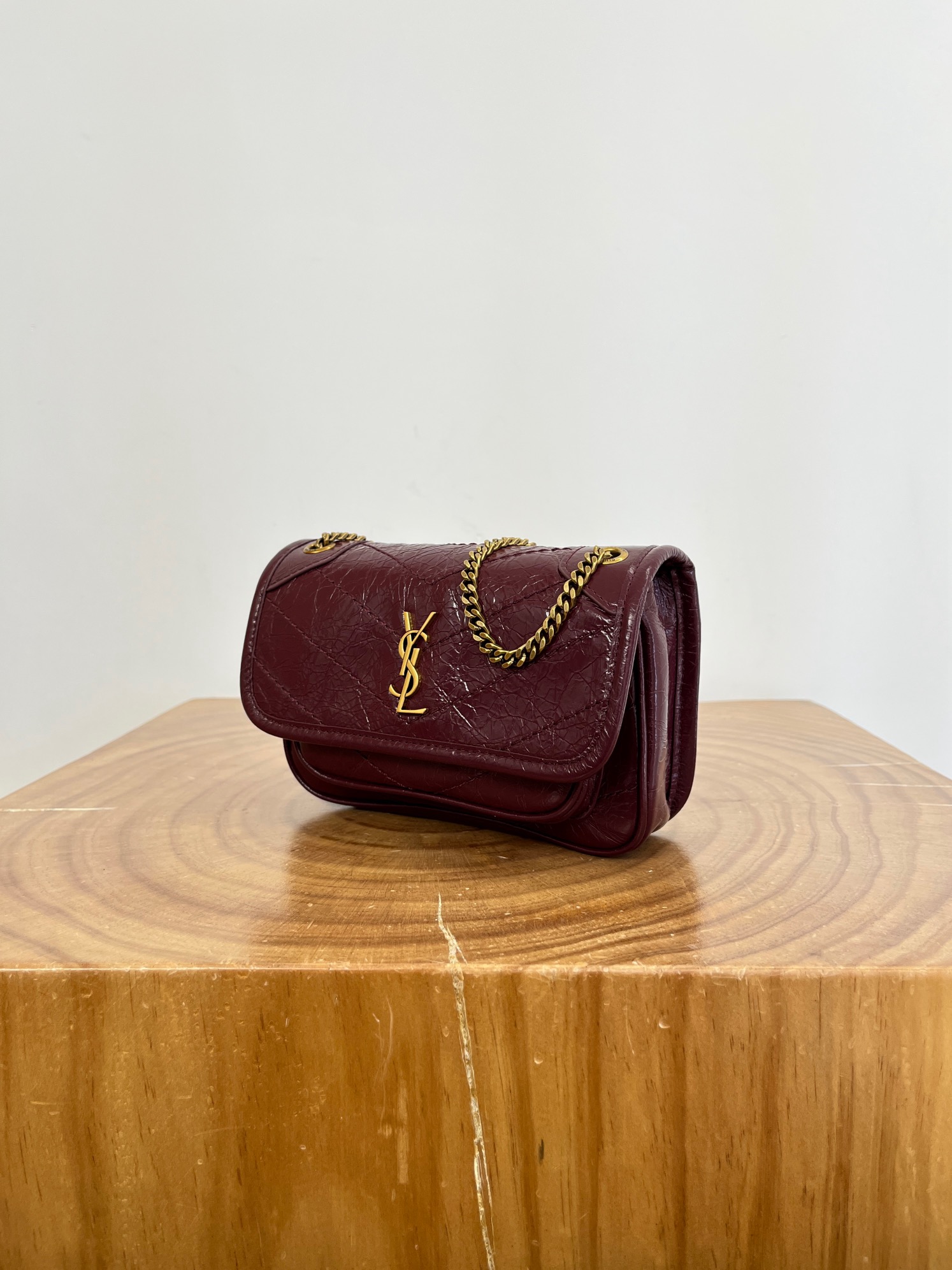 Bagsaaa Y51 Niki Medium shoulder bag in vintage crinkled calfskin red - 18.5cm
