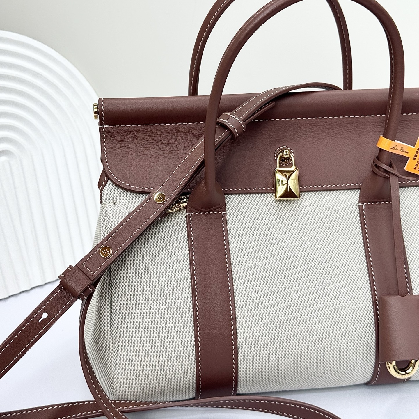 Bagsaaa L0r0 P1ana Loom L32 tote bag linen canvas & brown - 25cm