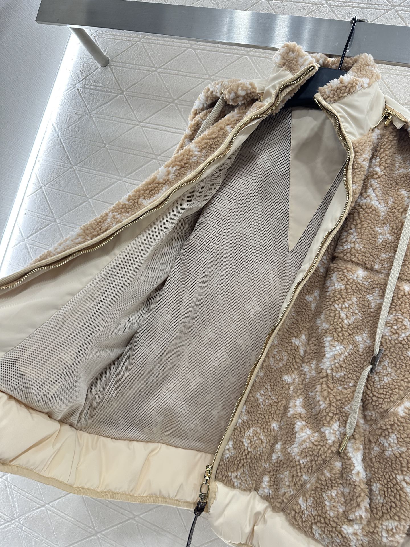 Bagsaaa LV Monogram Fleece Hooded Jacket Light Brown
