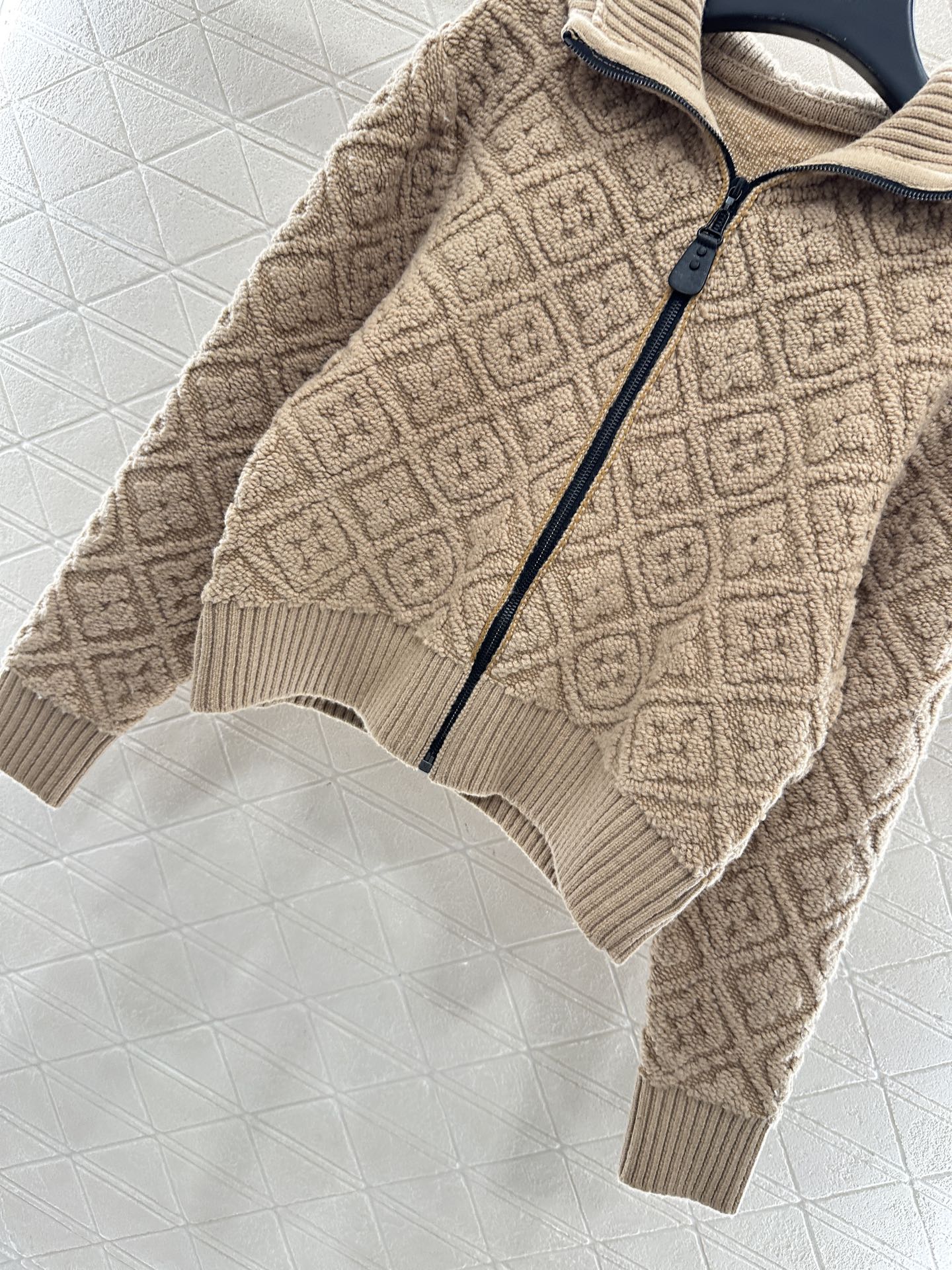 Bagsaaa L0vis Vvtt0n Monogram Toweling Zip-Up Hoodie in camel