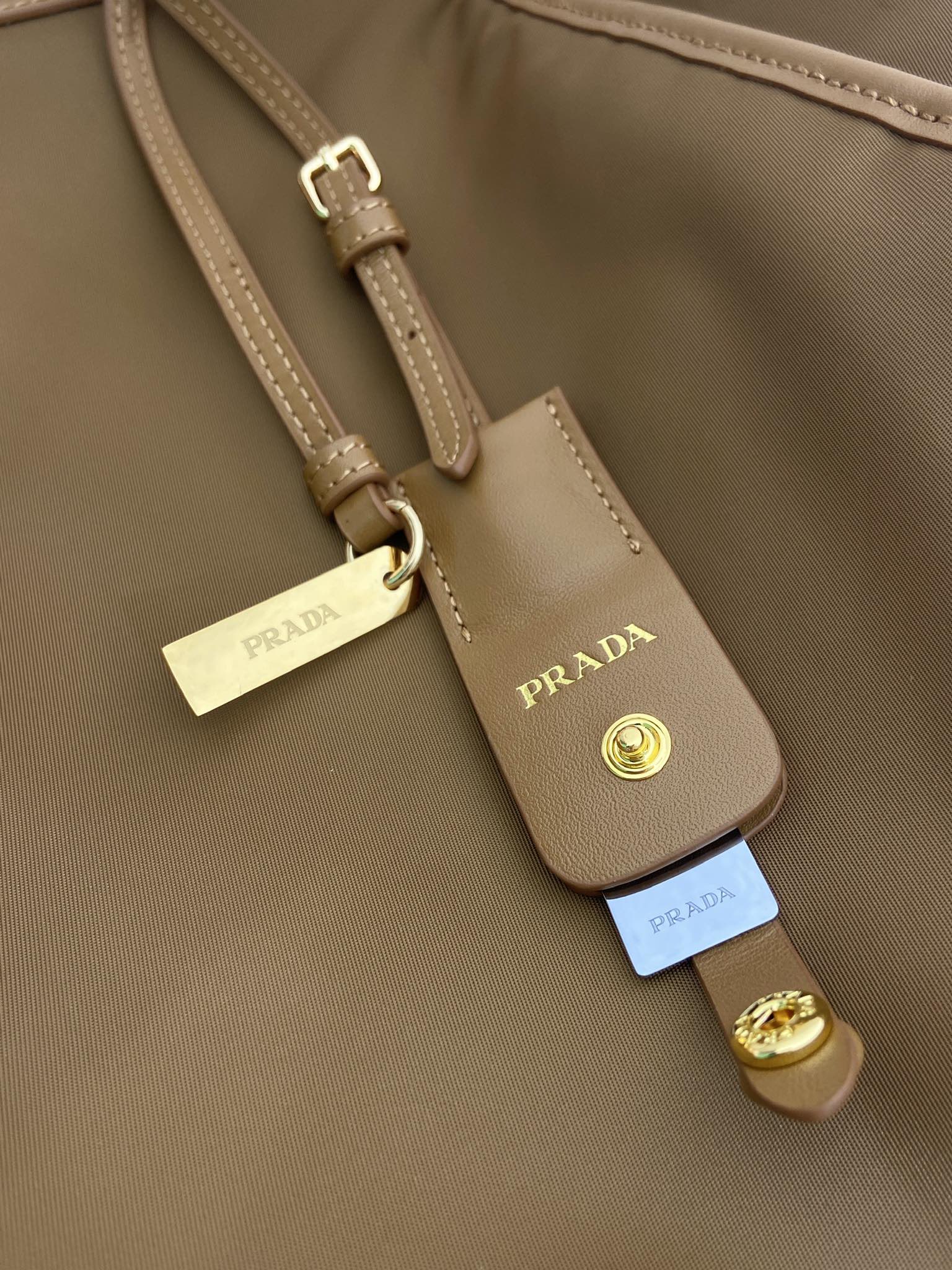 Bagsaaa Pra*a Re-Nylon and leather tote bag in the color Brandy 1BG561 - 35cm