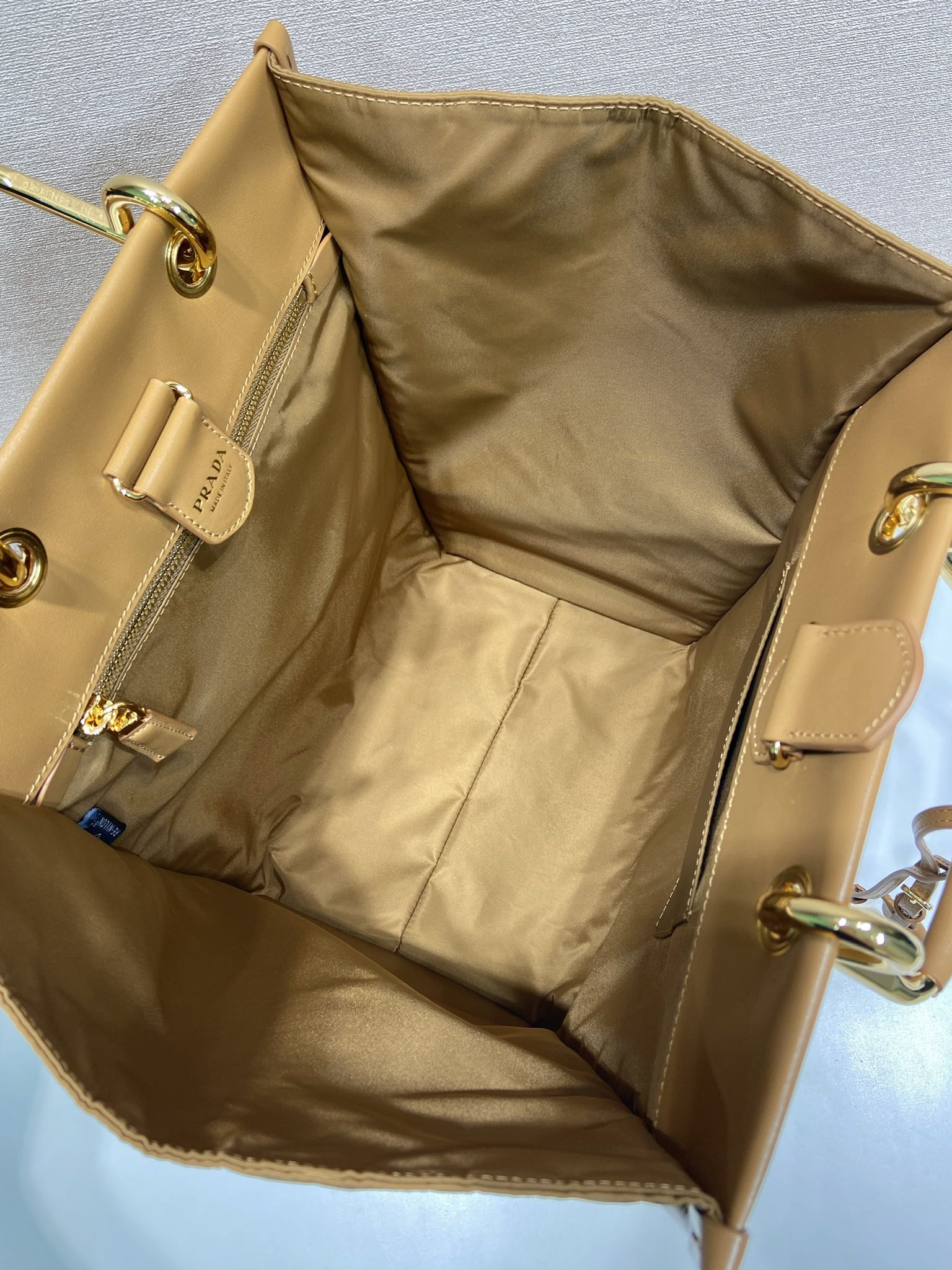 Bagsaaa Pra*a Re-Nylon and leather tote bag in the color Brandy 1BG561 - 35cm