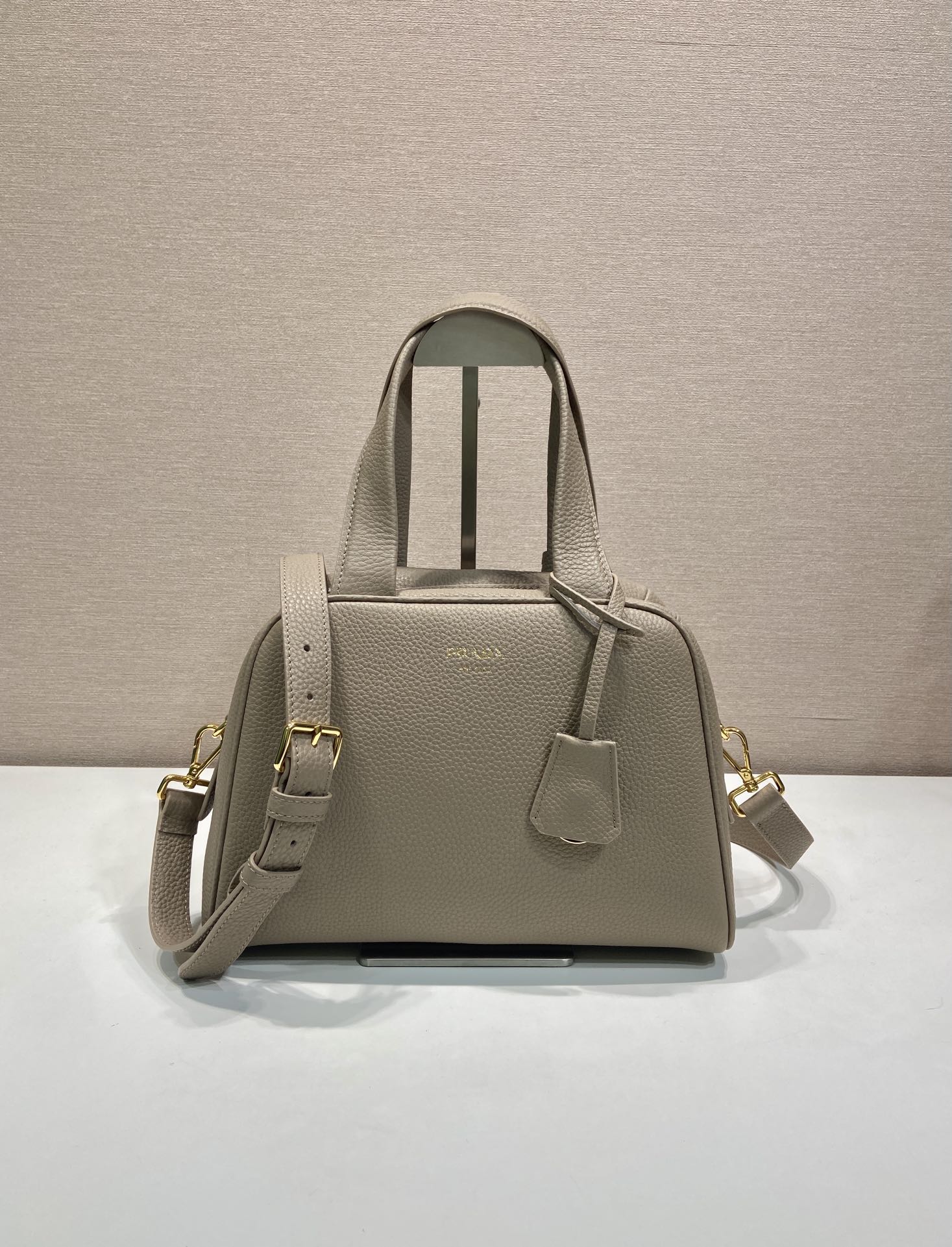Bagsaaa Pra*a Medium leather top-handle bag 1BB149 Clay Grey - 28cm