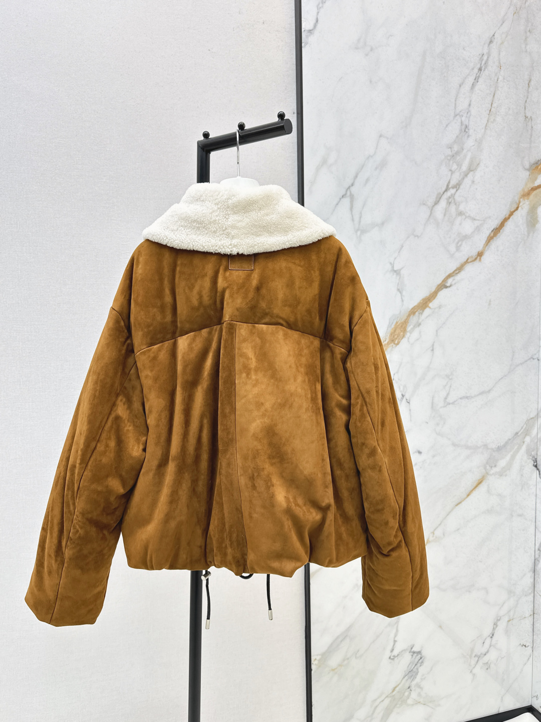 Bagsaaa L0ew* Short Shearling Jacket light brown