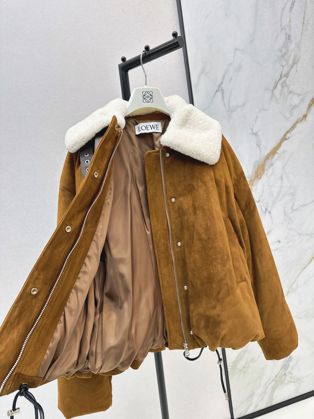 Bagsaaa L0ew* Short Shearling Jacket light brown