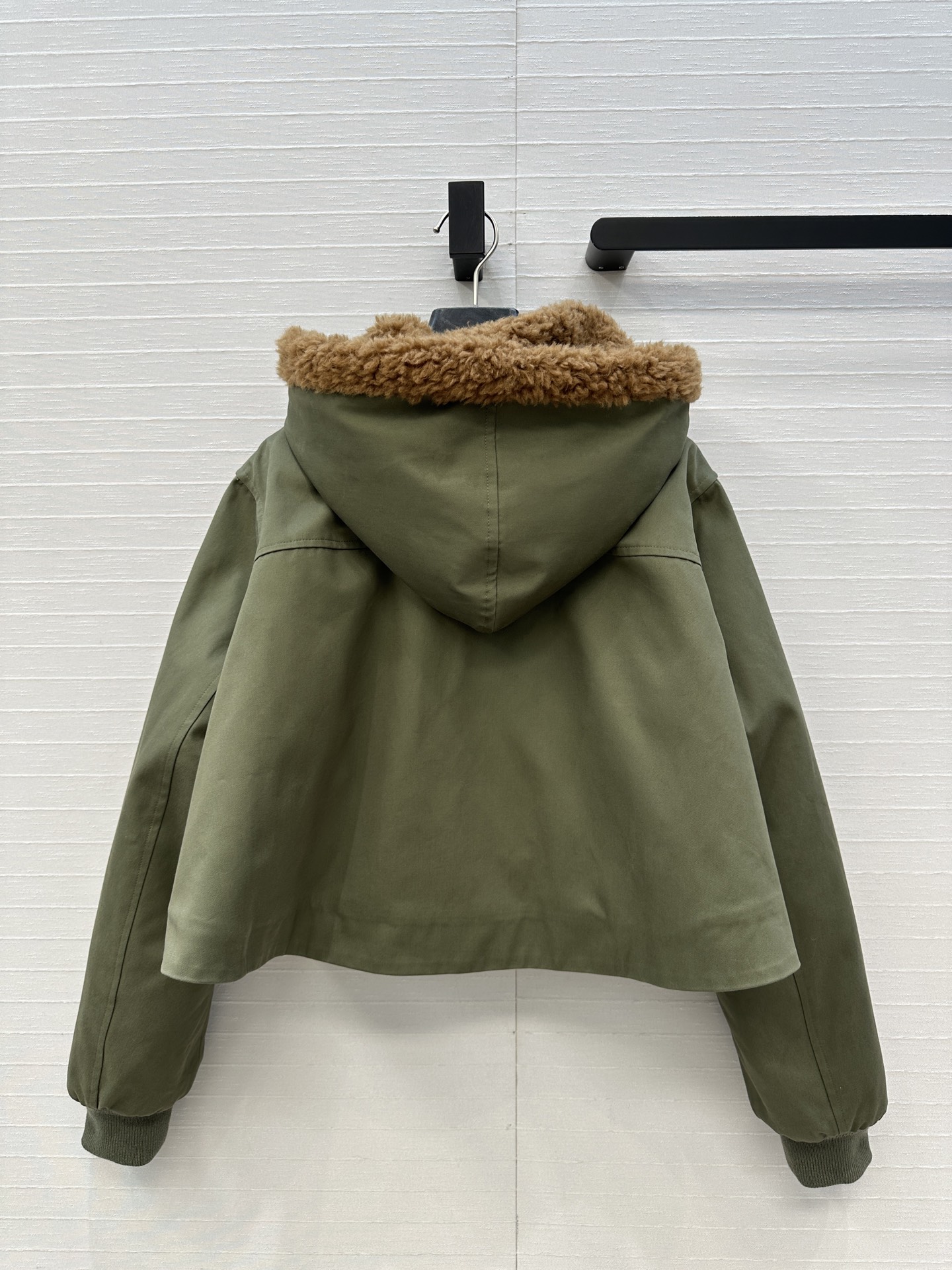 Bagsaaa L0ew* Short Parka in cotton green
