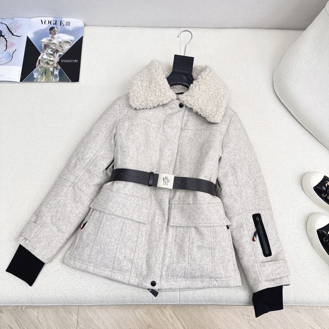 Bagsaaa Moncler Grenoble Valloire down jacket