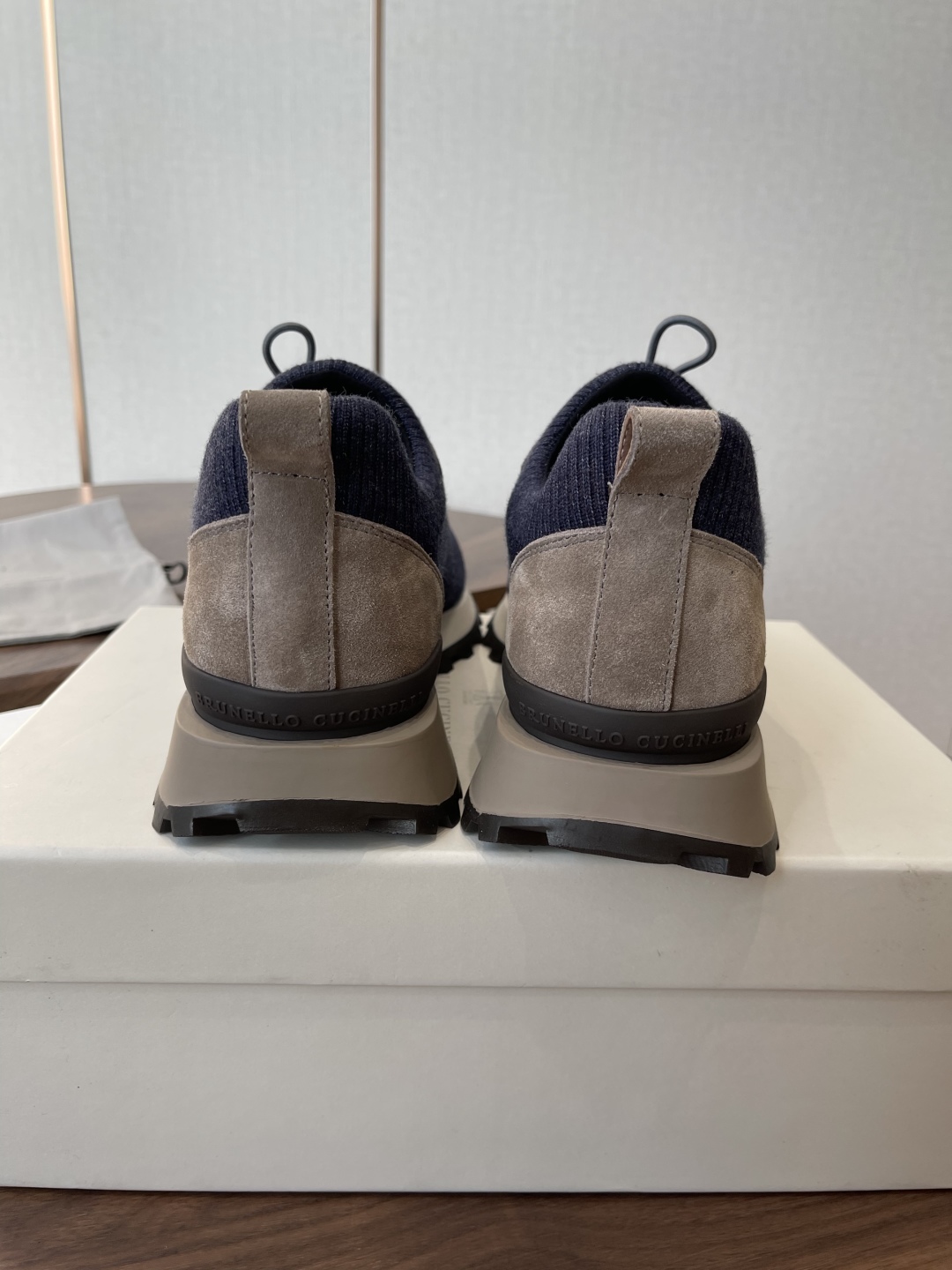 Bagsaaa Brunello Cucinelli Monili-detail runners navy blue
