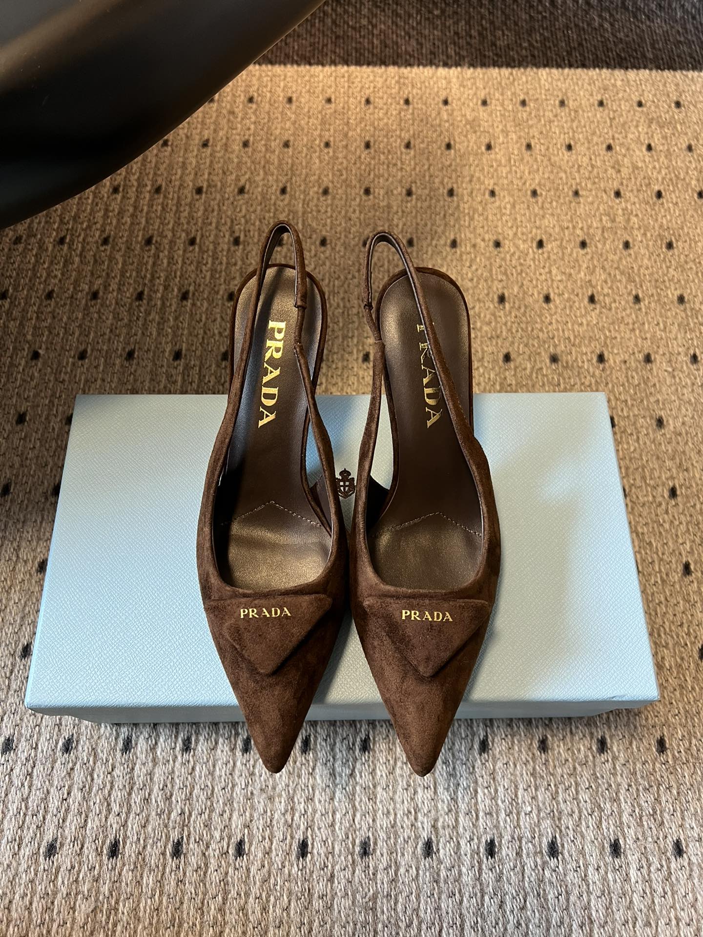 Bagsaaa Pra*a Suede Slingback Pumps dark brown