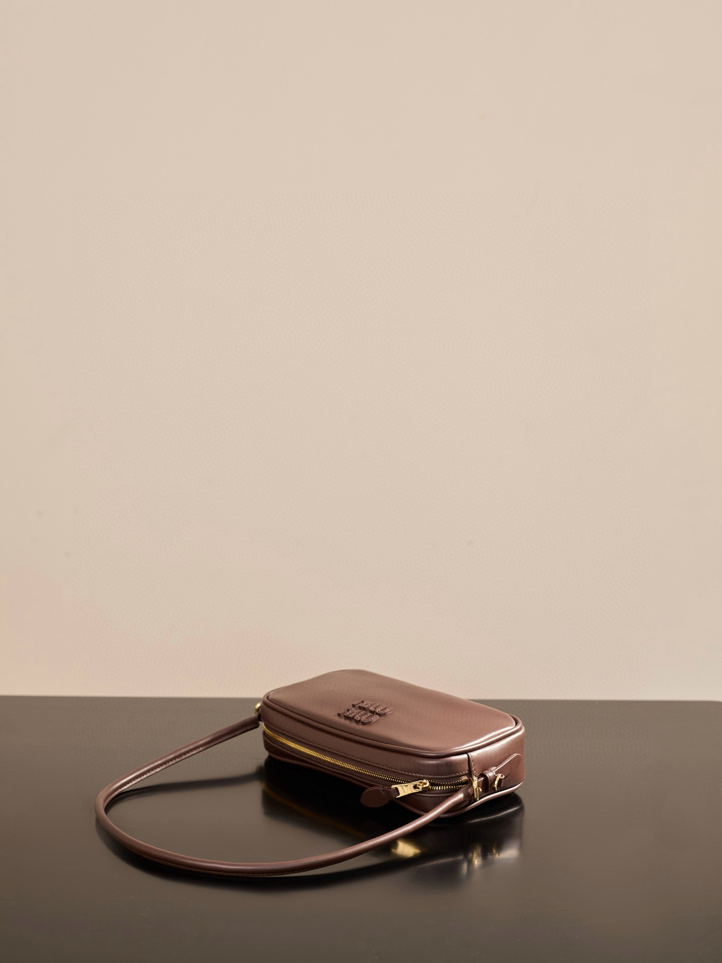 Bagsaaa Miu Miu Leather pouch 5NE024 Briarwood - 20cm