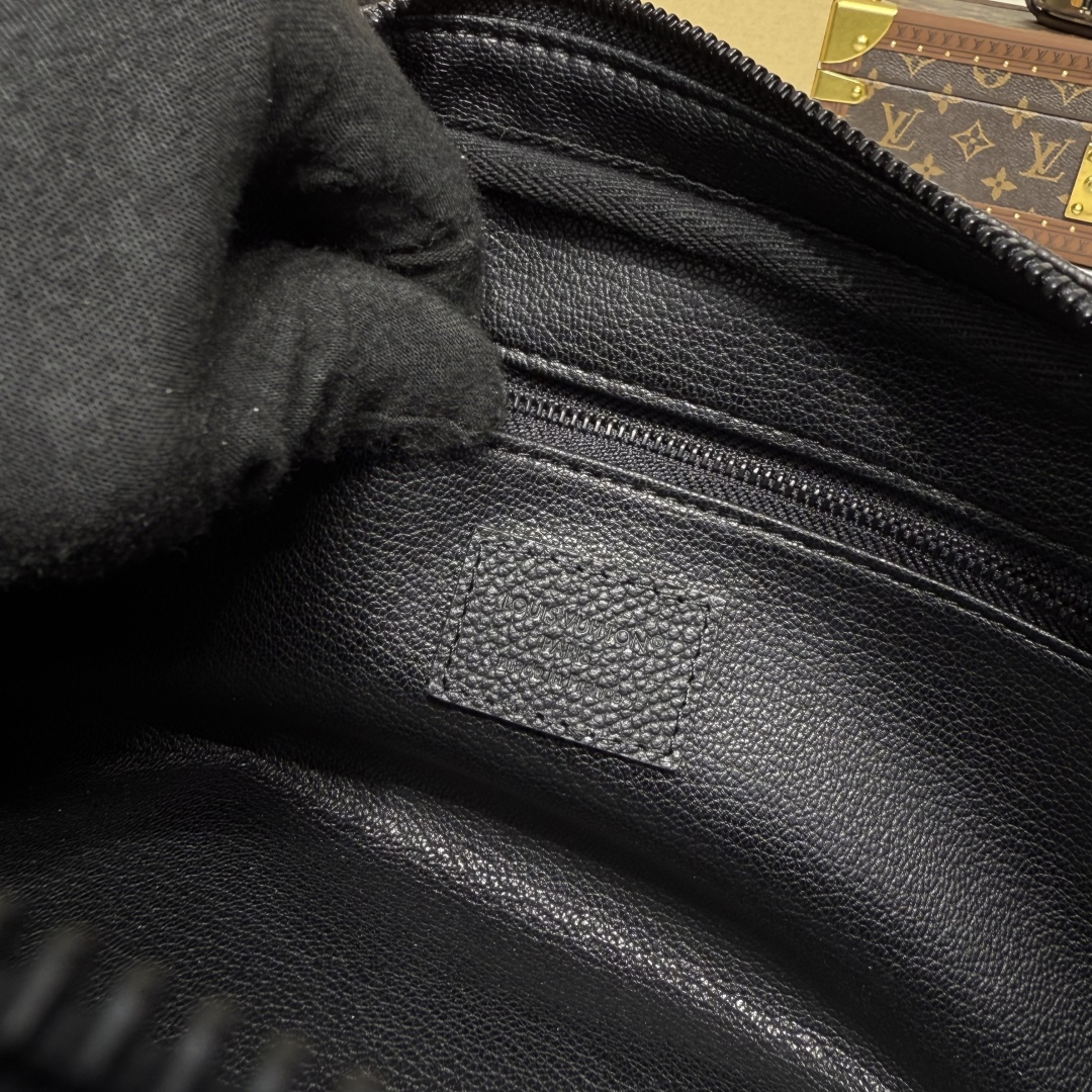 Bagsaaa LV M15109 Dopp Kit Damoflage Black - 28cm