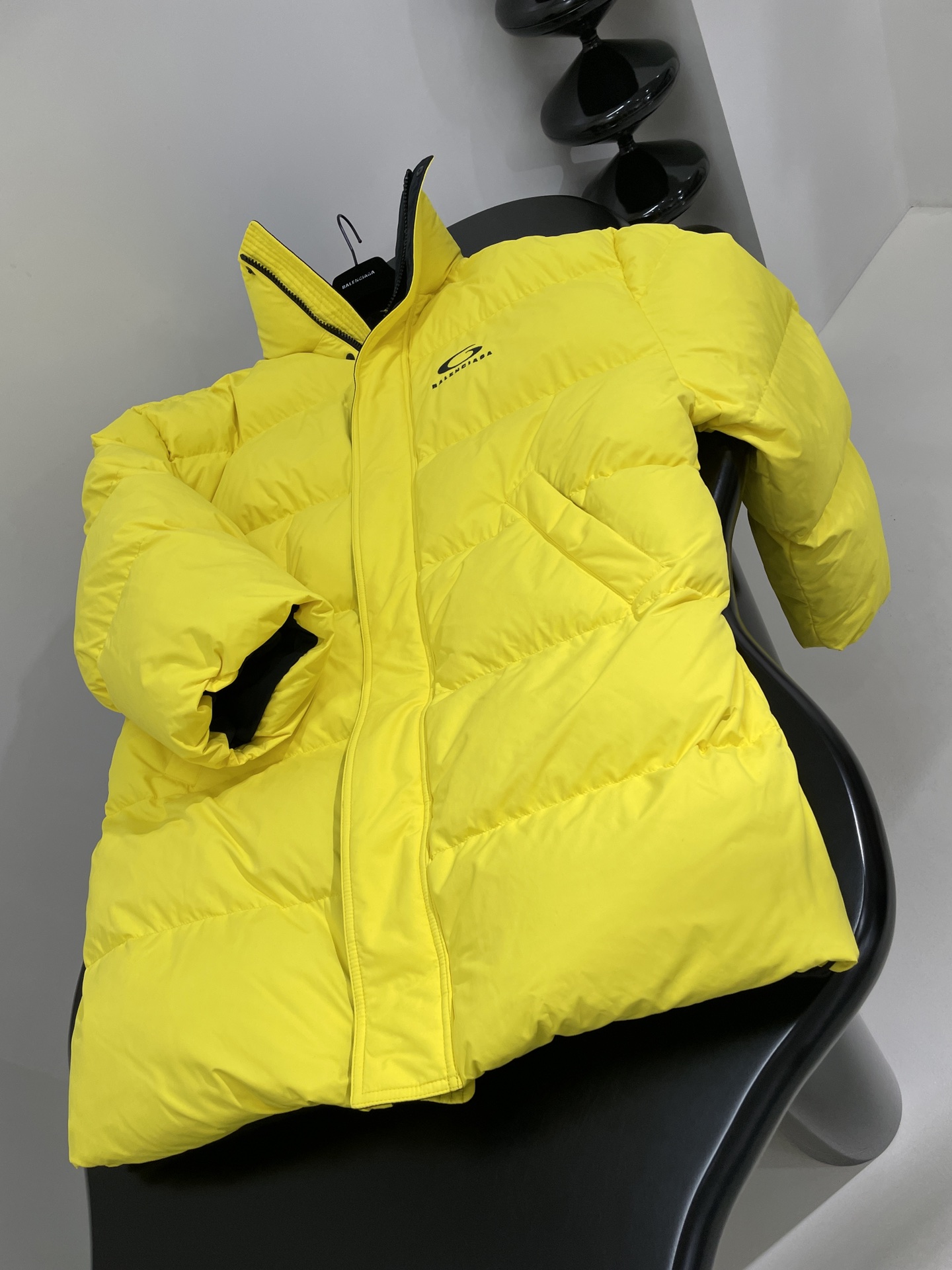 Bagsaaa Ba1en*iaga padded coat yellow