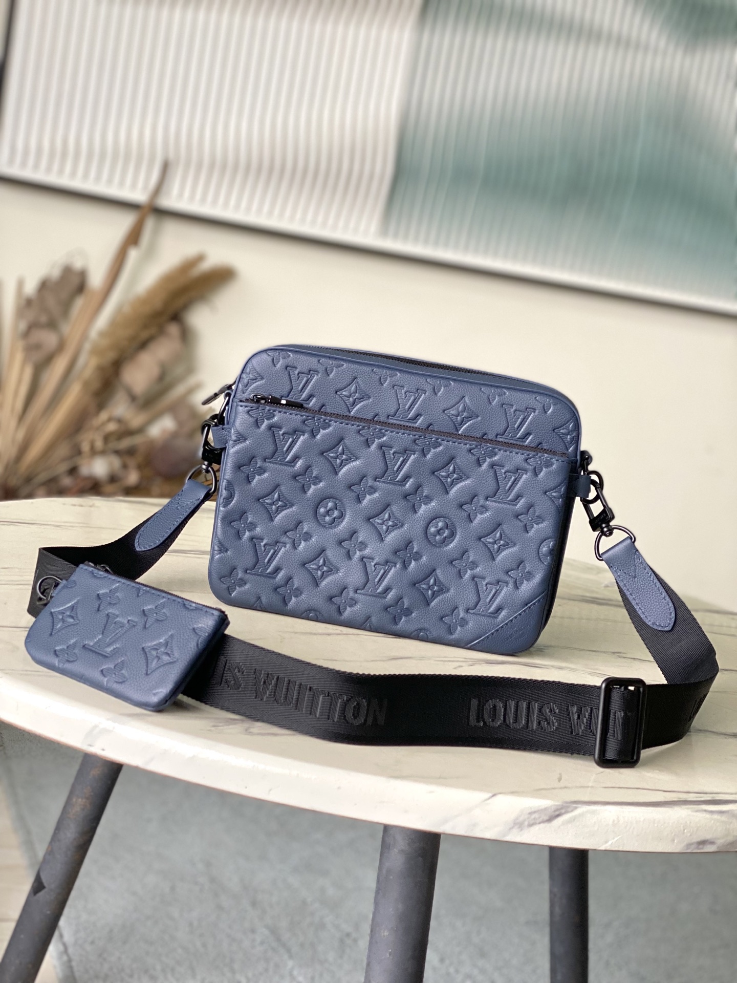 Bagsaaa LV M14785 Trio Messenger Navy Blue - 25cm
