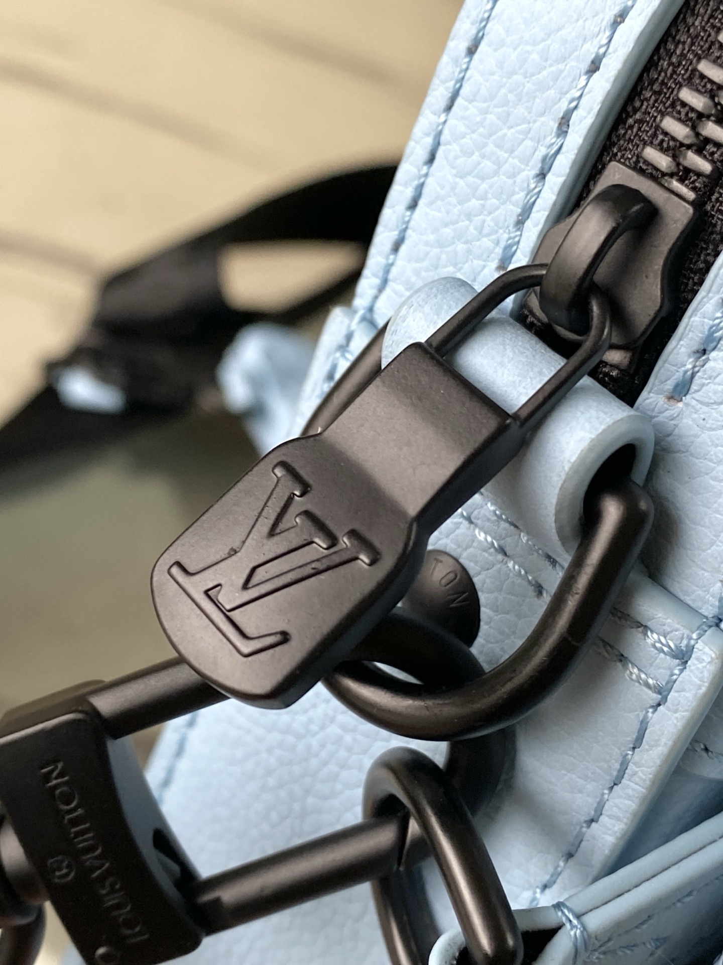 Bagsaaa LV M14781 Trio Messenger Sky Blue - 25cm