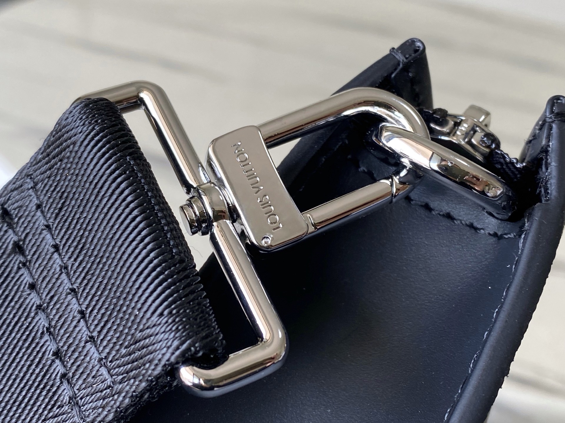 Bagsaaa LV M14036 Gaston Wearable Wallet Monogram - 22cm