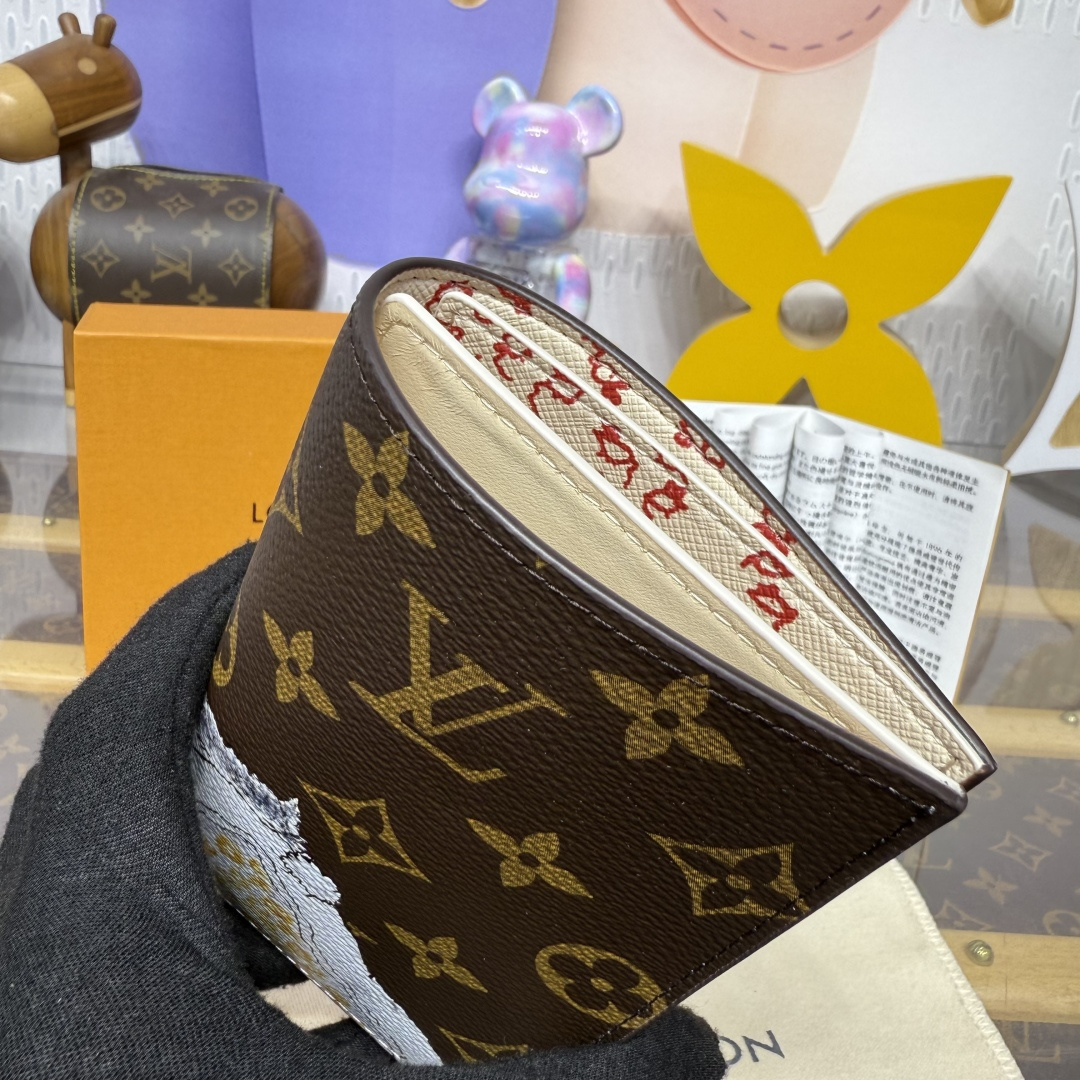 Bagsaaa LV M25753 Passport Cover Animal lovers - 14cm
