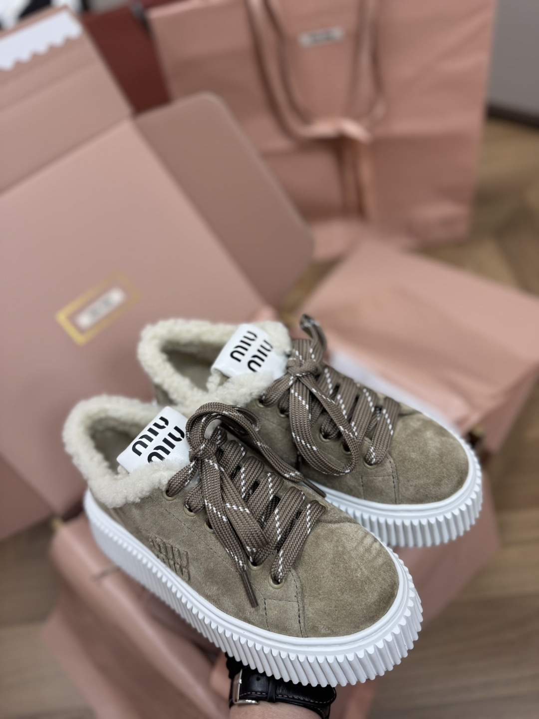 Bagsaaa Miu Miu suede and shearling sneakers beige