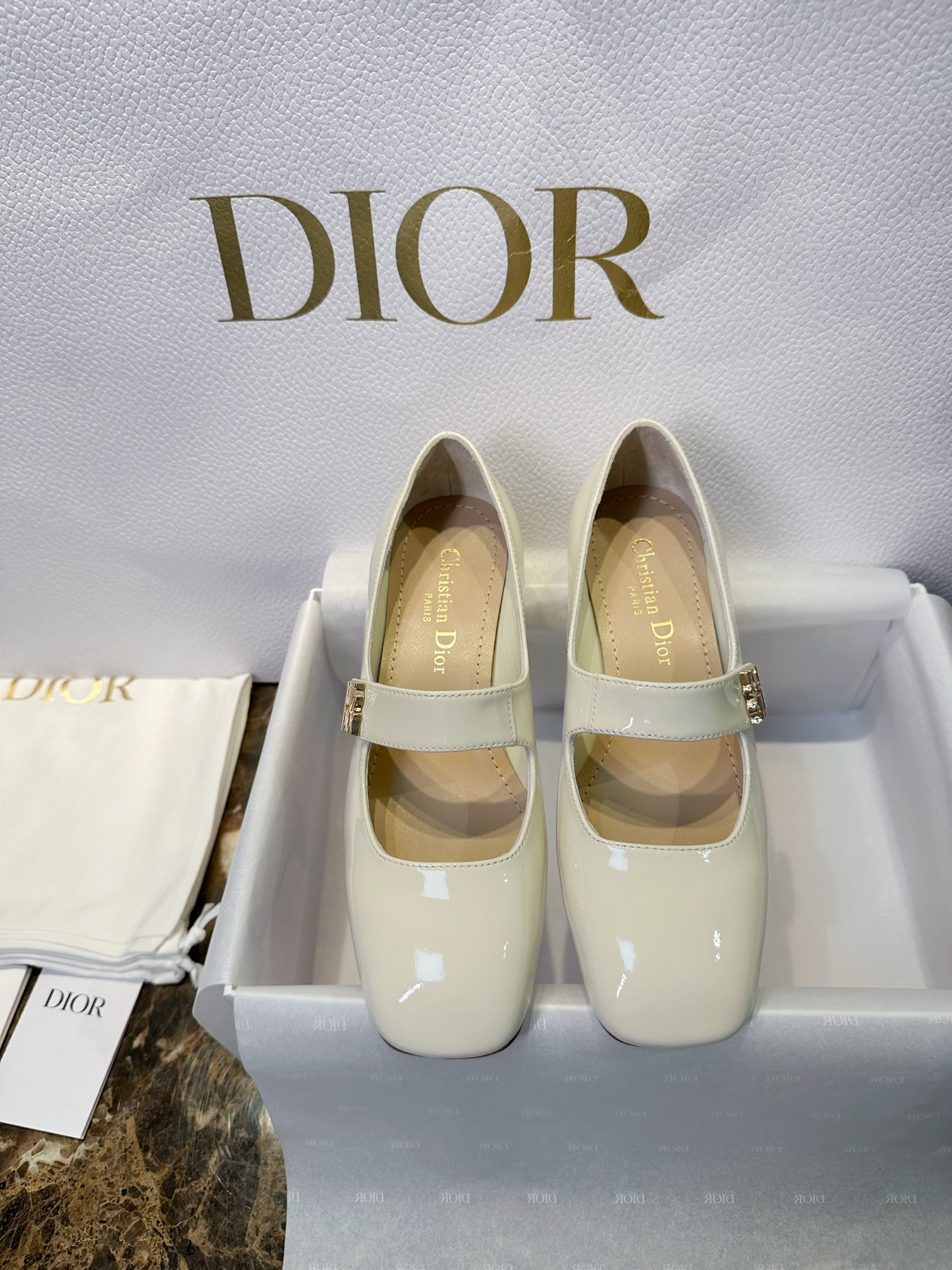 Bagsaaa Miss D10r Pump White Patent Calfskin