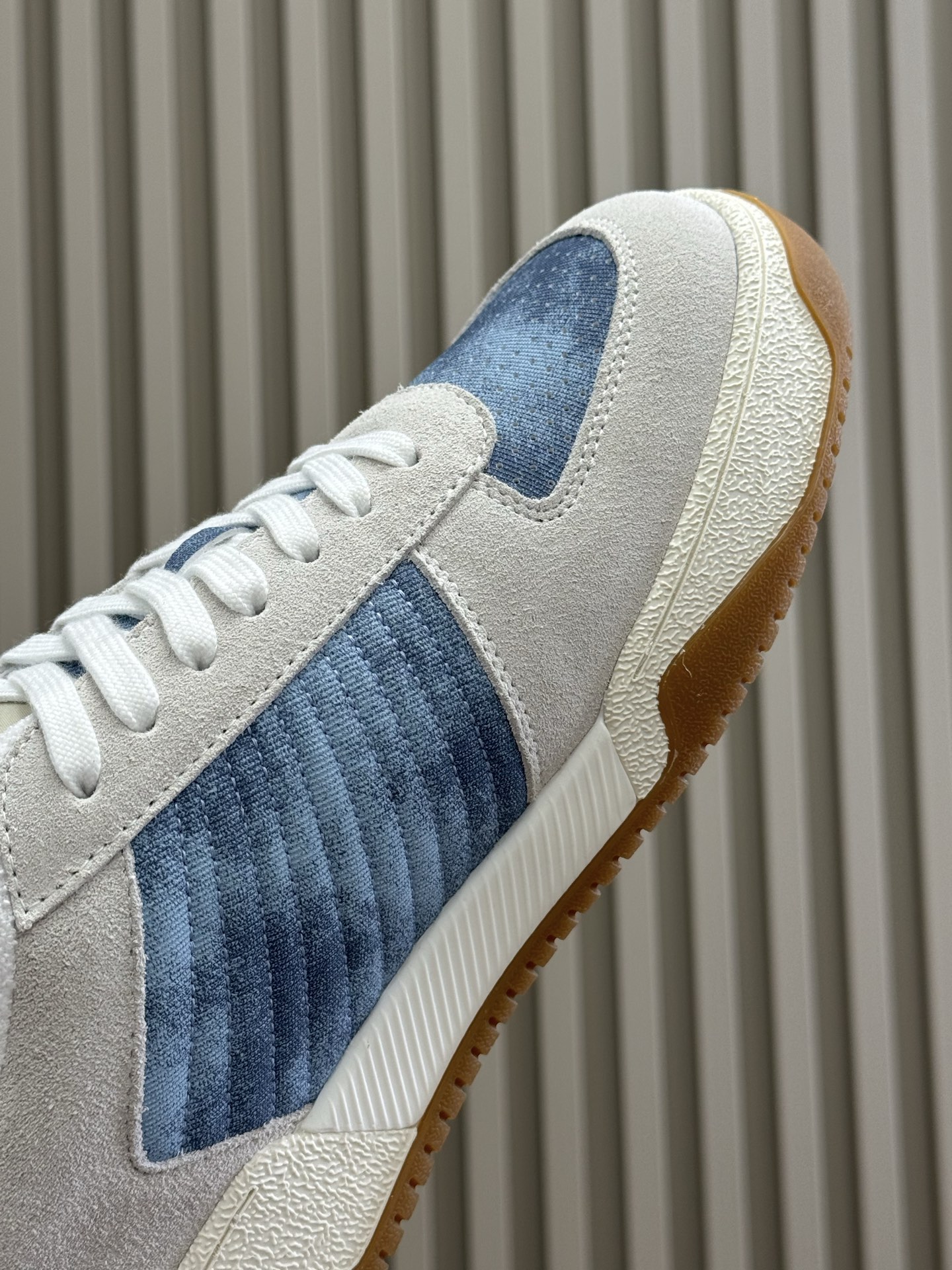 Bagsaaa Va1e*ntin0 Garavani Sparry low-top sneakers white & blue