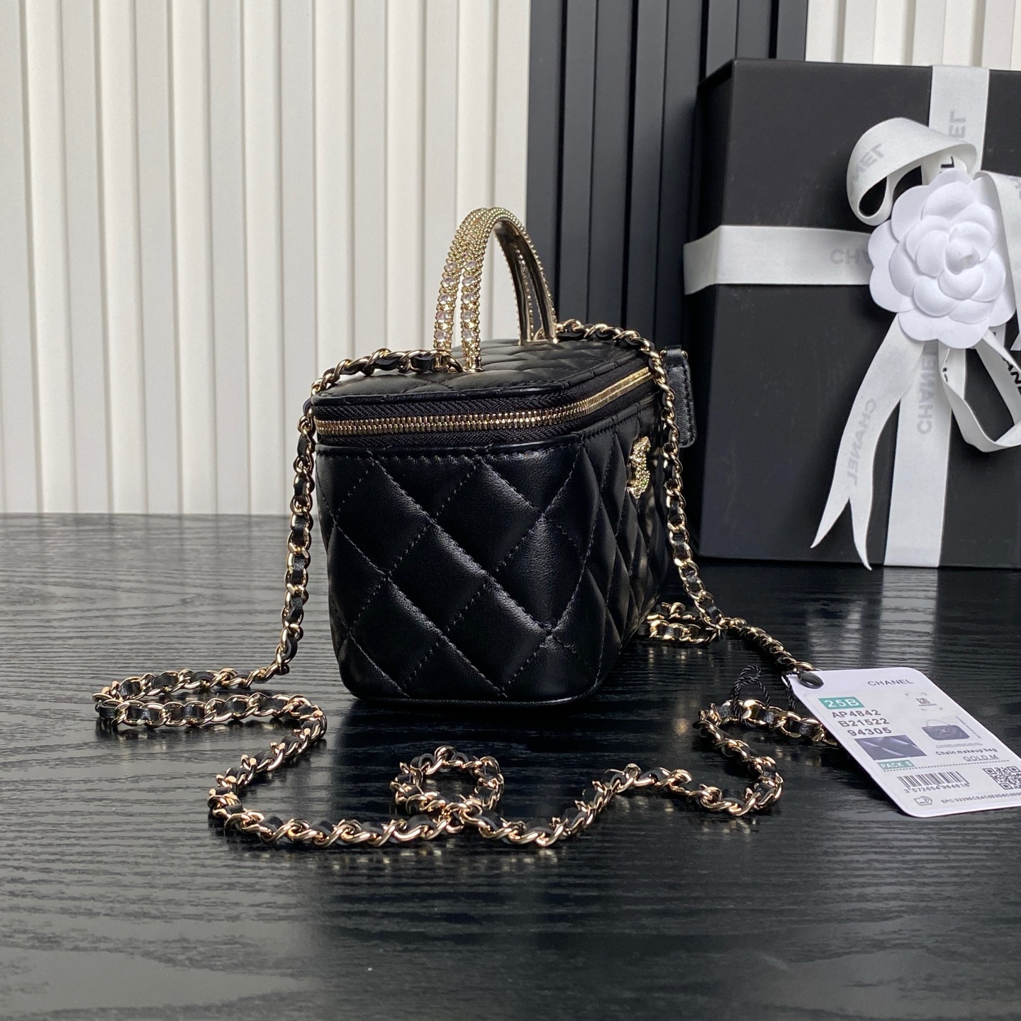Bagsaaa Ch**el Long Vanity with Chain AP4842 Black - 17cm