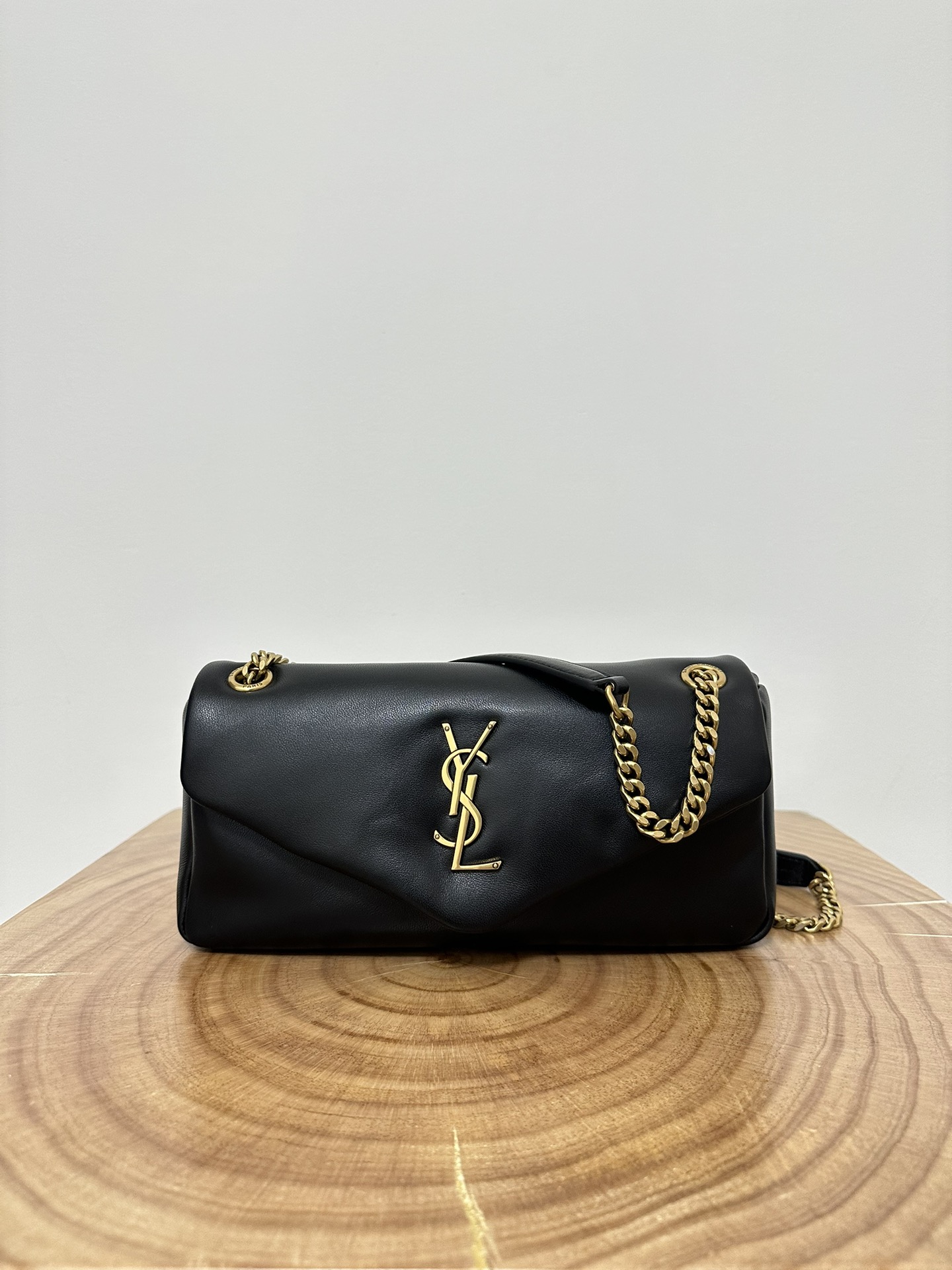 Bagsaaa Y51 Calypso Small In Plunged Lambskin 734153 Black - 26×14×7cm