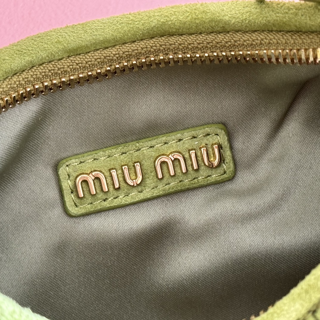 Bagsaaa Miu Miu Wander matelassé suede bag 5BC125 green - 20cm