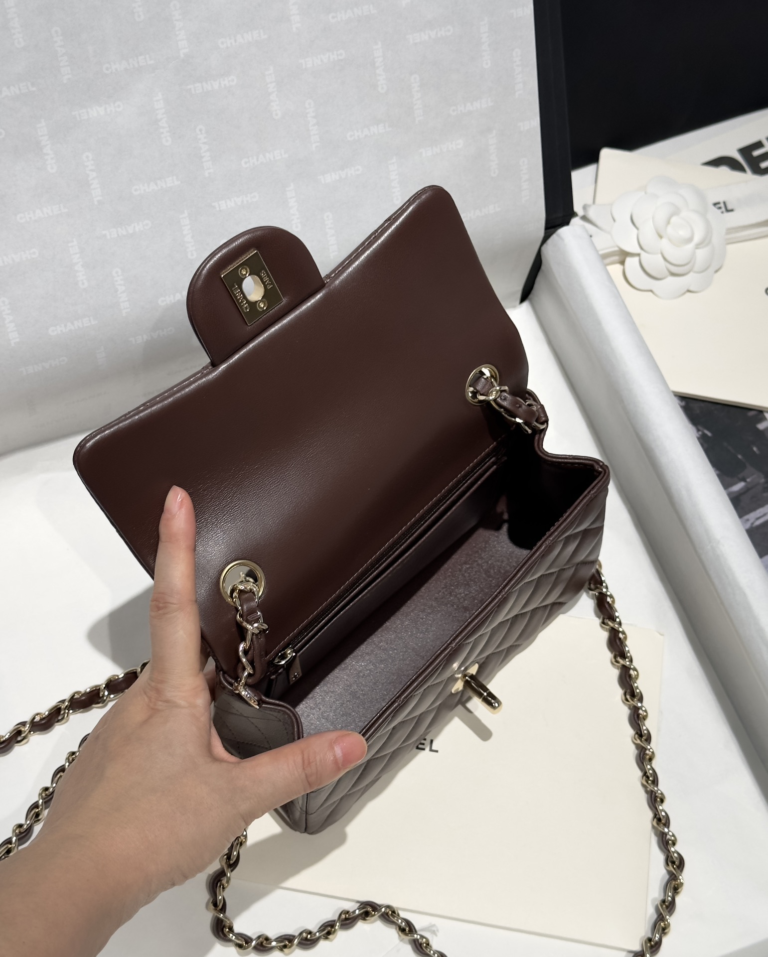 Bagsaaa Ch**el Mini Classic Flap handbag in dark brown - 20cm