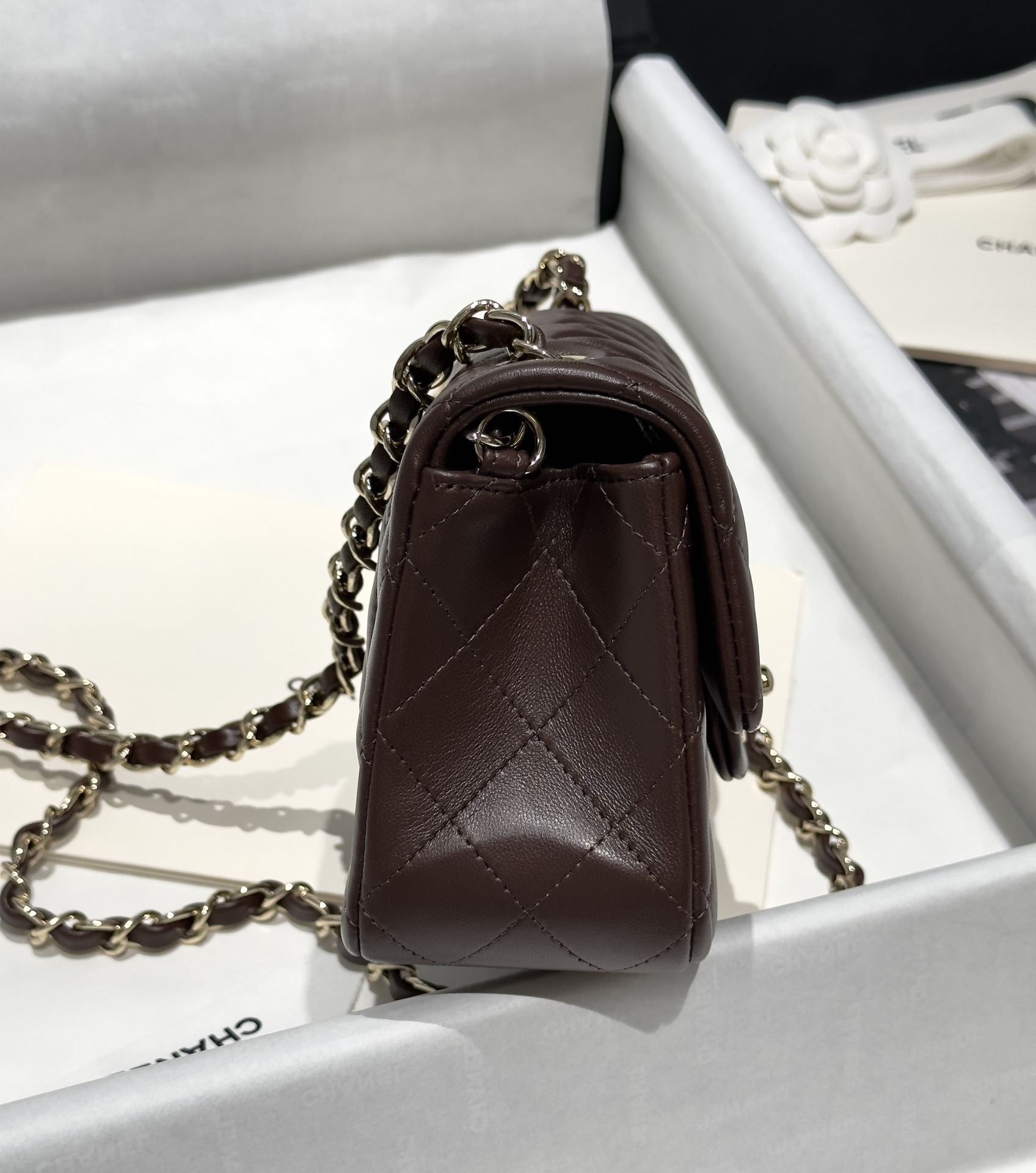 Bagsaaa Ch**el Mini Classic Flap handbag in dark brown - 20cm
