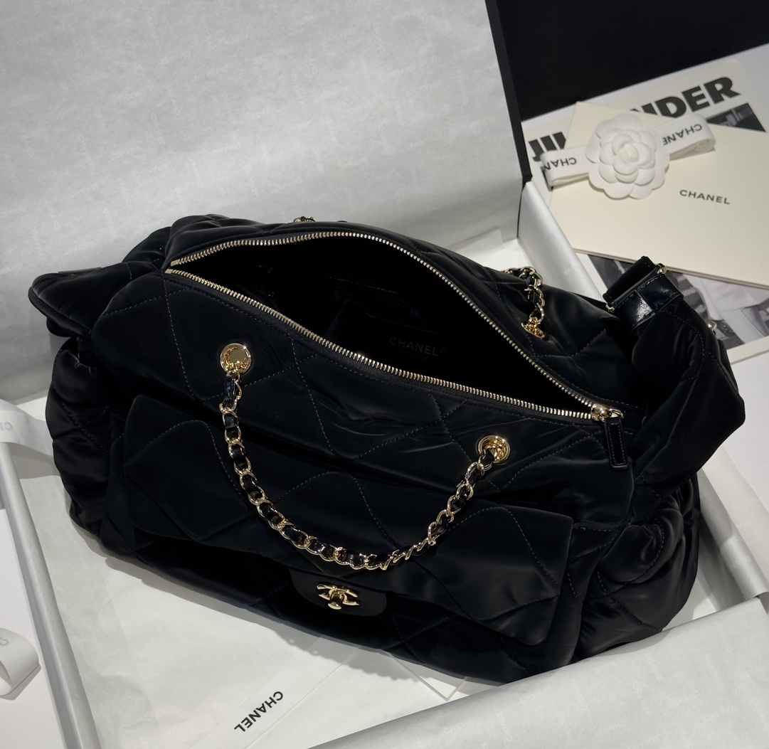Bagsaaa Ch**el Maxi Bowling Bag AS5716 Black Velvet - 46cm