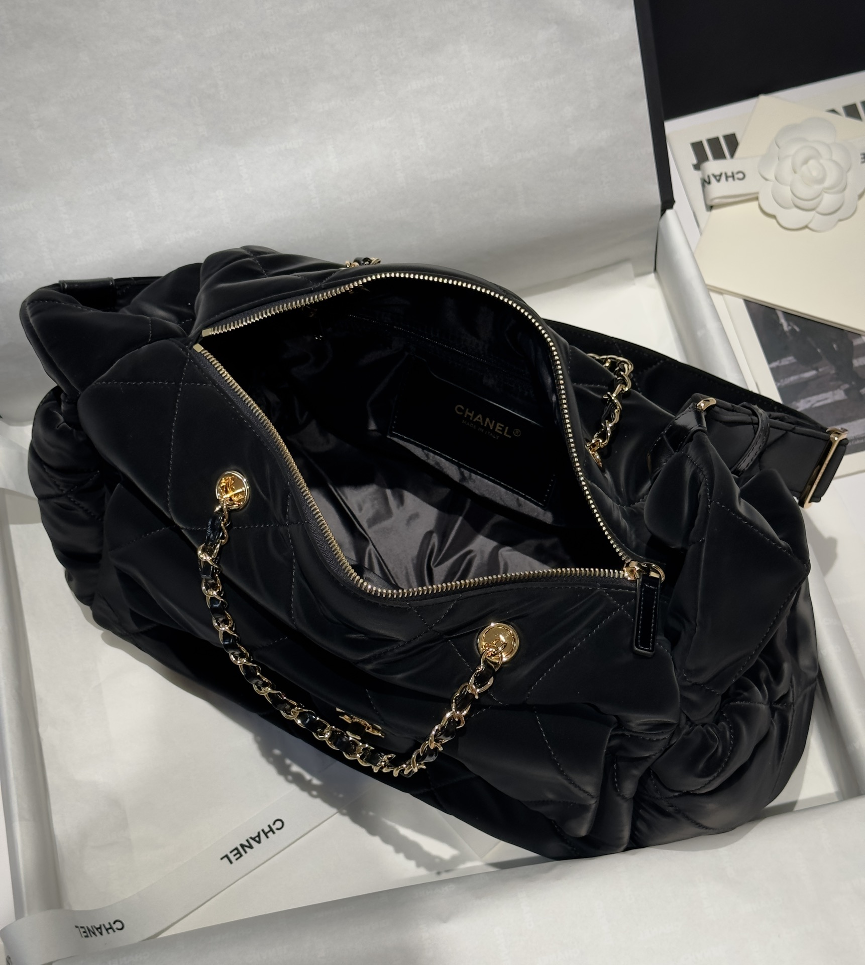 Bagsaaa Ch**el Maxi Bowling Bag AS5716 Black Velvet - 46cm