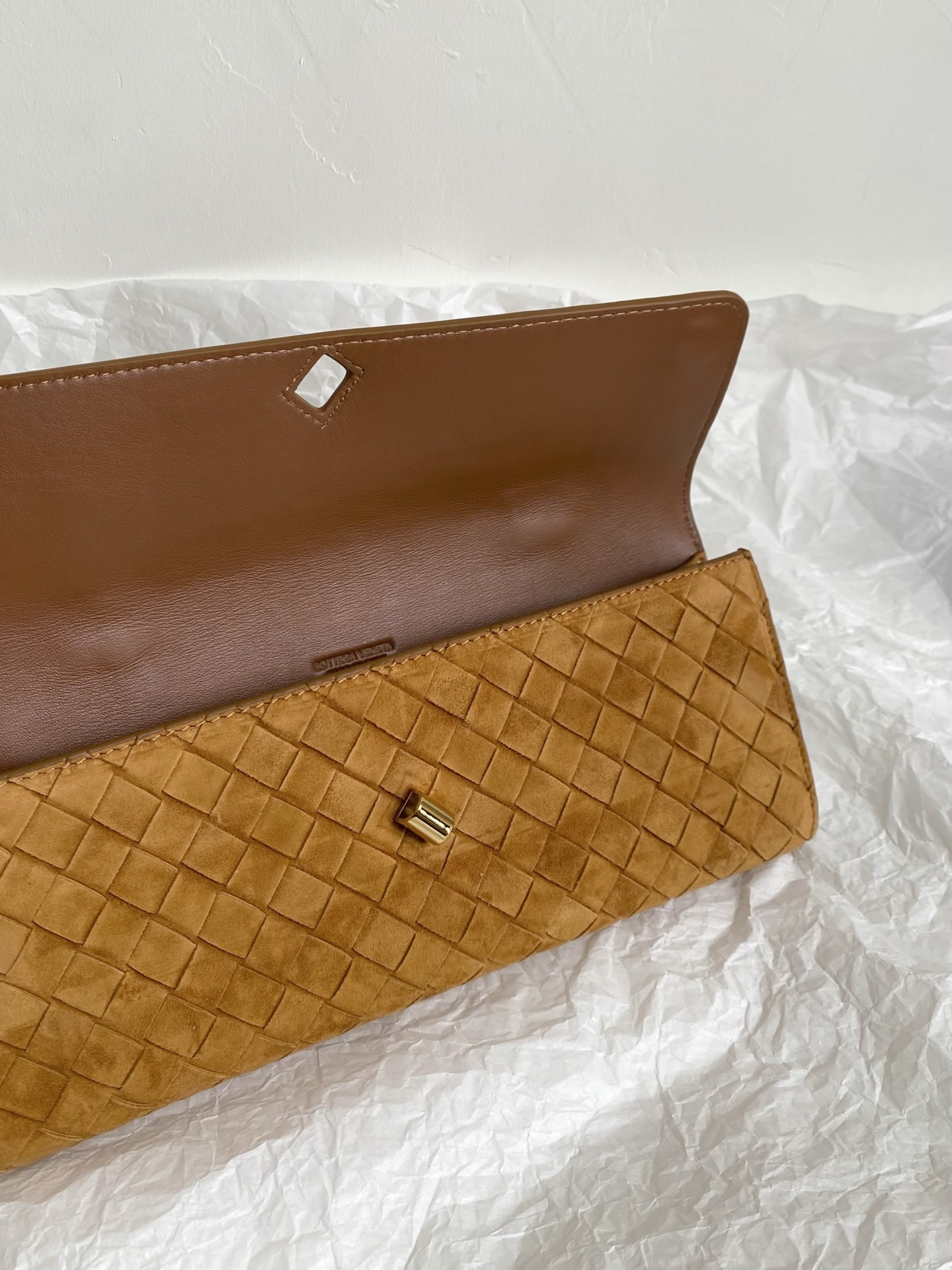 Bagsaaa B0tt*ga Ven*ta Andiamo Clutch 741511 brown suede - 31cm