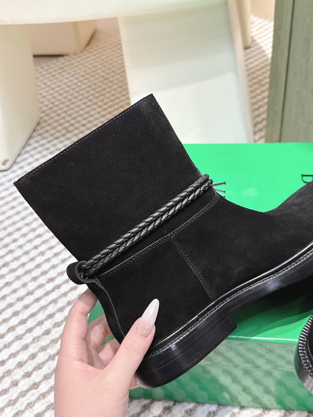 Bagsaaa B0tt*ga Ven*ta James ankle boots in black suede