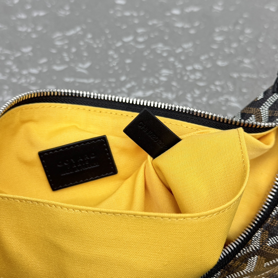 Bagsaaa G09ard Bohème Hobo bag in black - 25cm