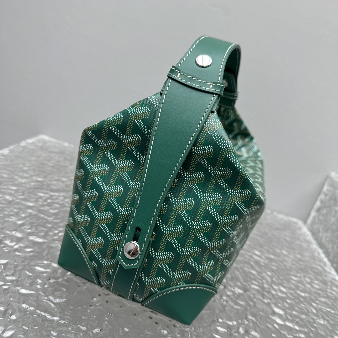 Bagsaaa G09ard Bohème Hobo bag in green - 25cm