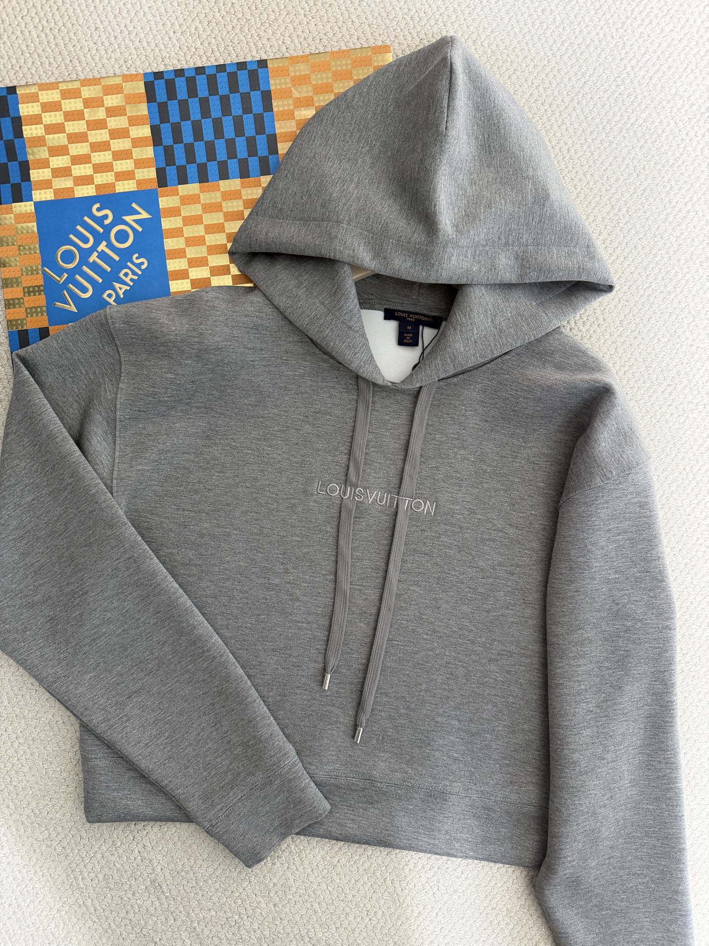 Bagsaaa LV gray cropped hoodie