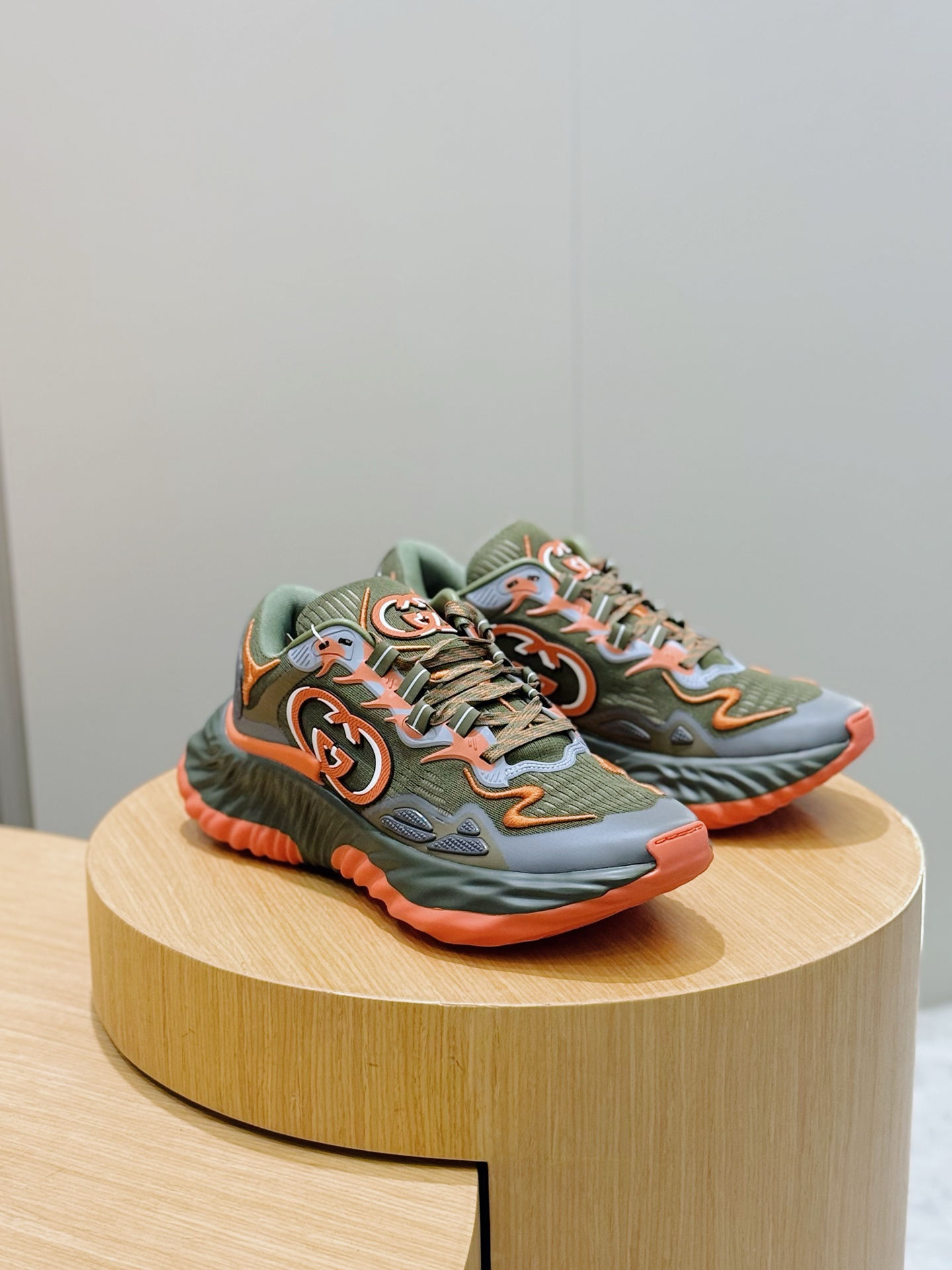 Bagsaaa Gvc*1 Ripple sneaker in olive green and multicolour mesh