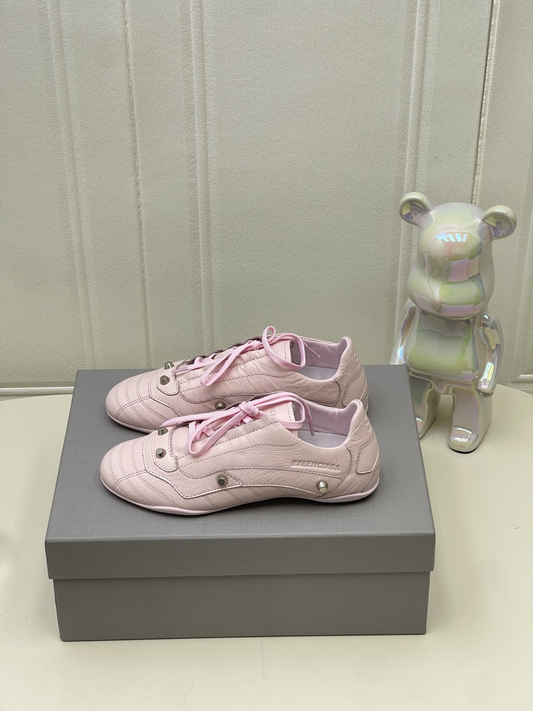 Bagsaaa Ba1en*iaga City sneaker in pink leather