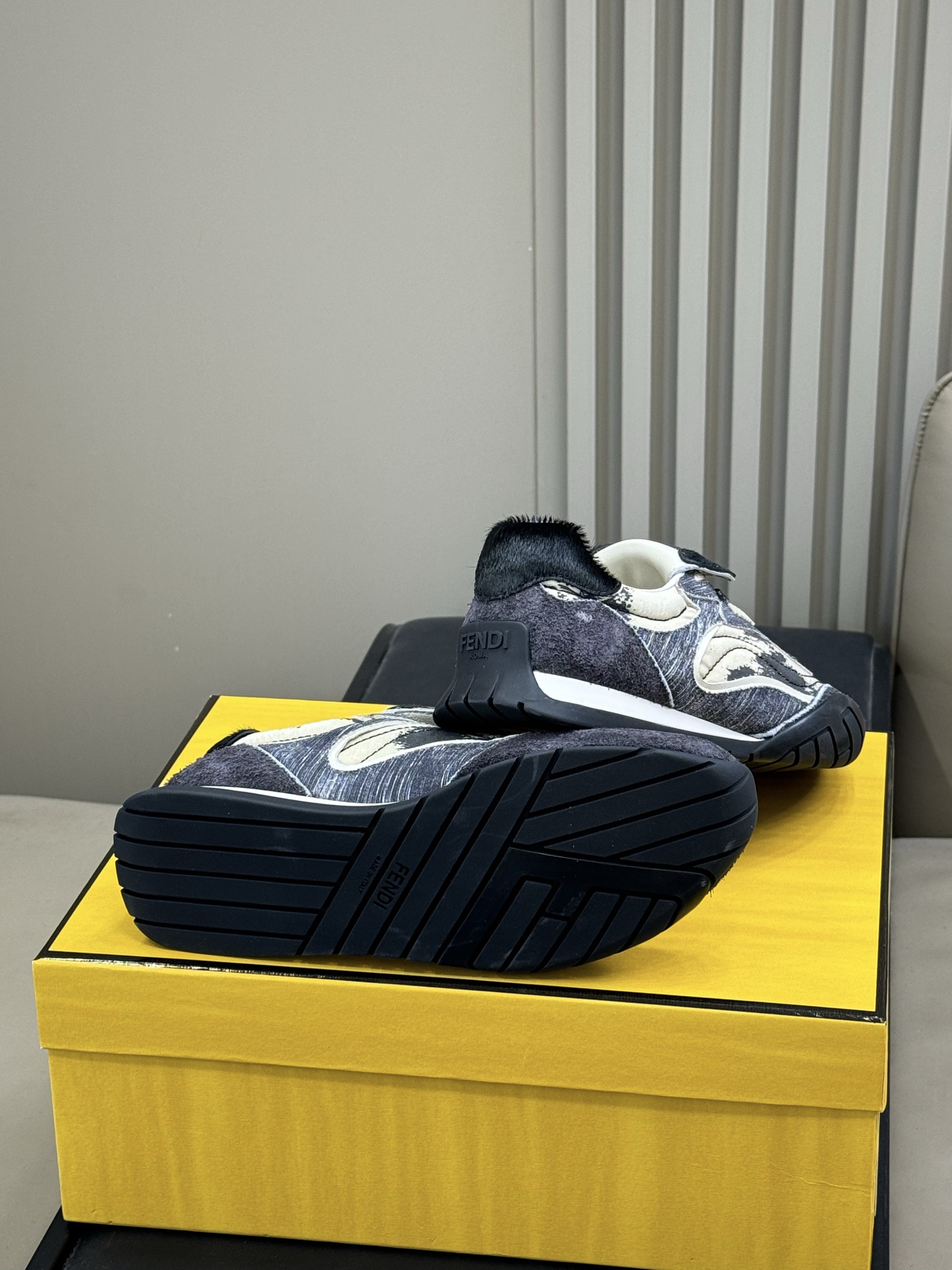 Bagsaaa F**di Wave Pulse sneakers in grey technical fabric with black suede