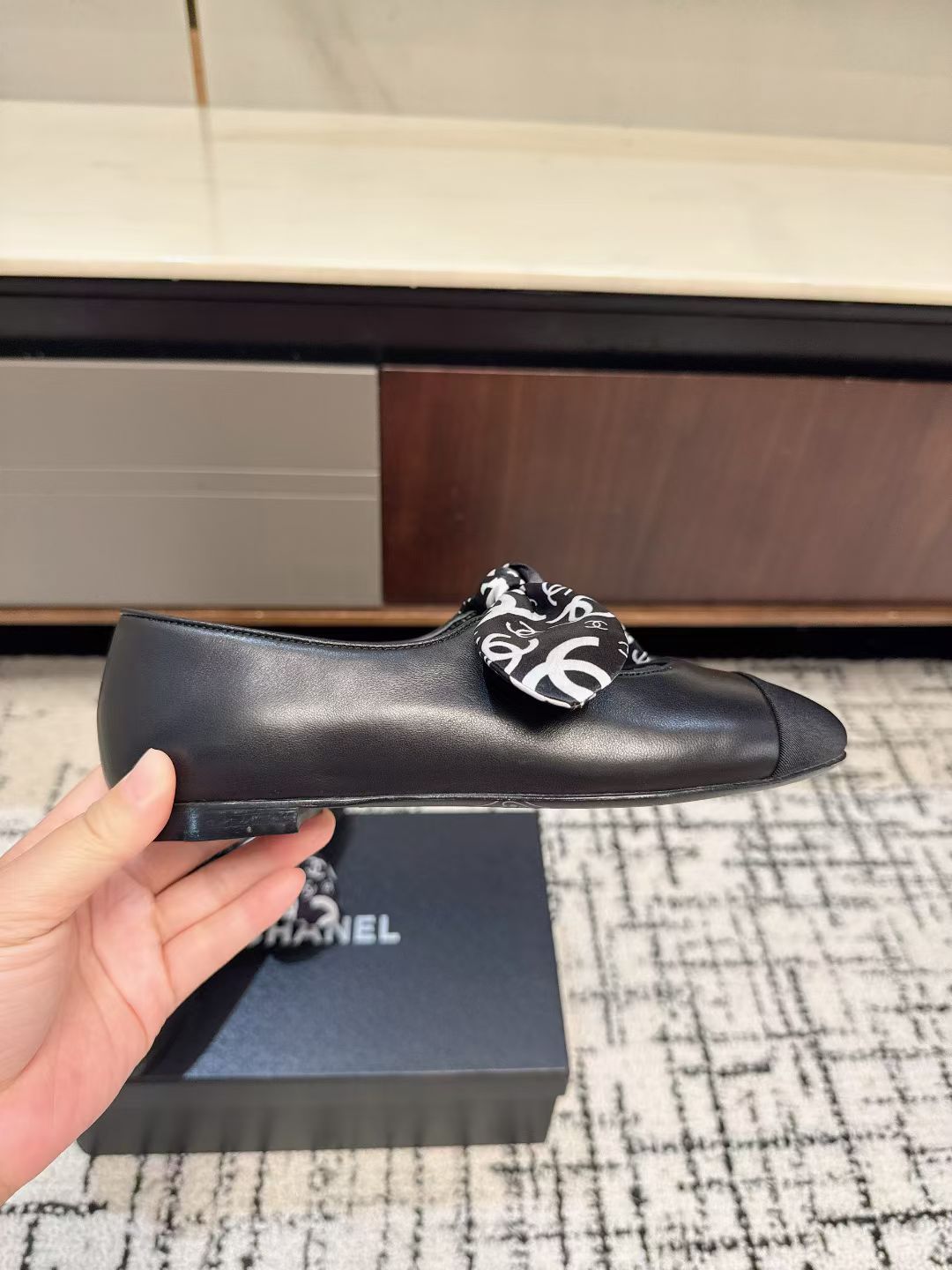 Bagsaaa Ch**el Mary Janes G46937 Black Lambskin & Silk