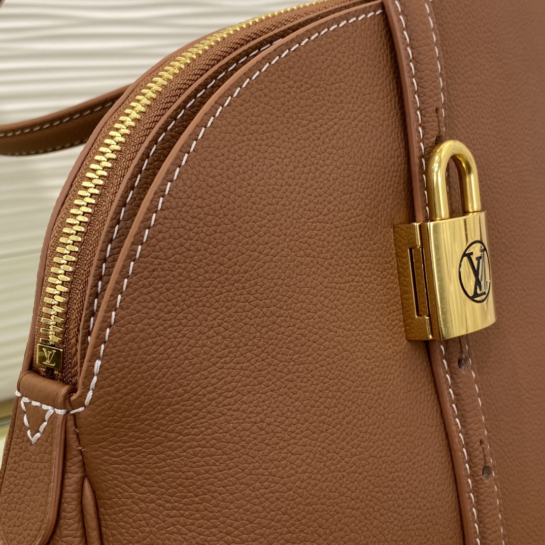Bagsaaa L0vis Vvtt0n Low Key Duffle Tote brown - 43.5cm