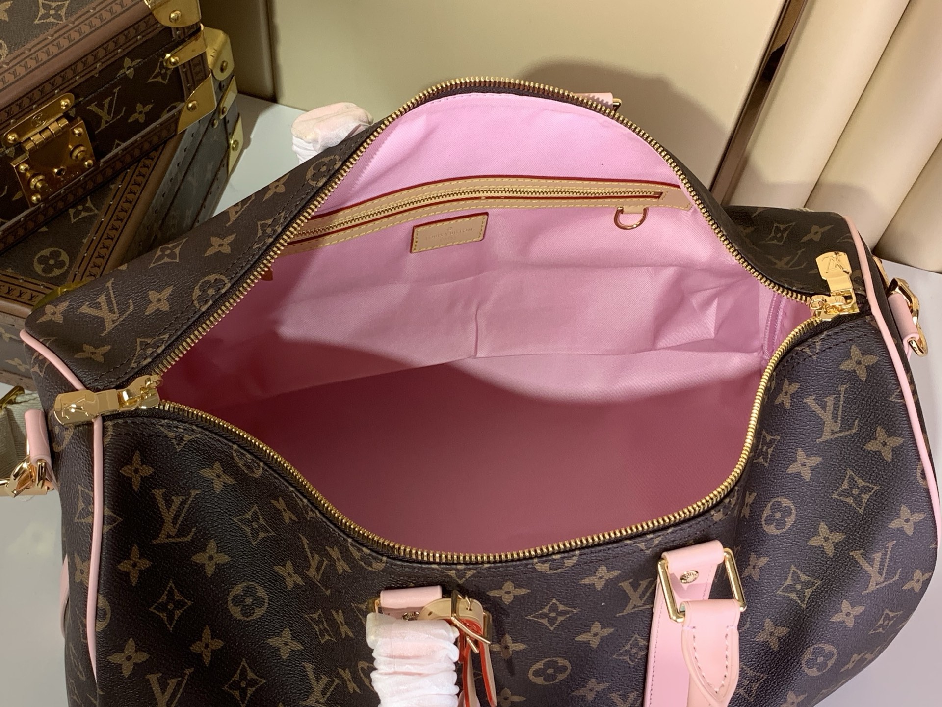 Bagsaaa LV Keepall Bandoulière 45 bag Monogram canvas with pink-and-green stripes - 45cm