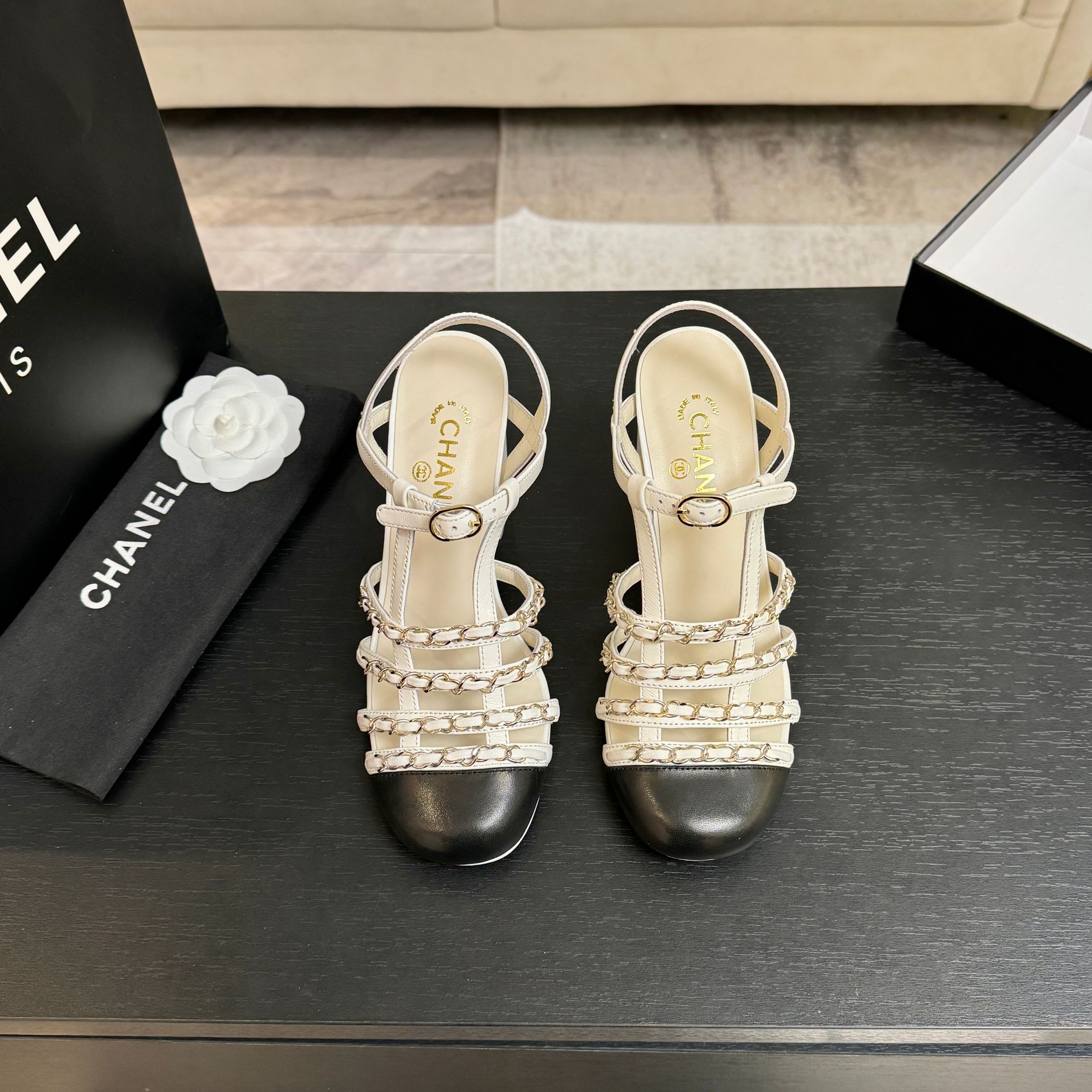 Bagsaaa Ch**el Slingbacks G46956 white - 9cm