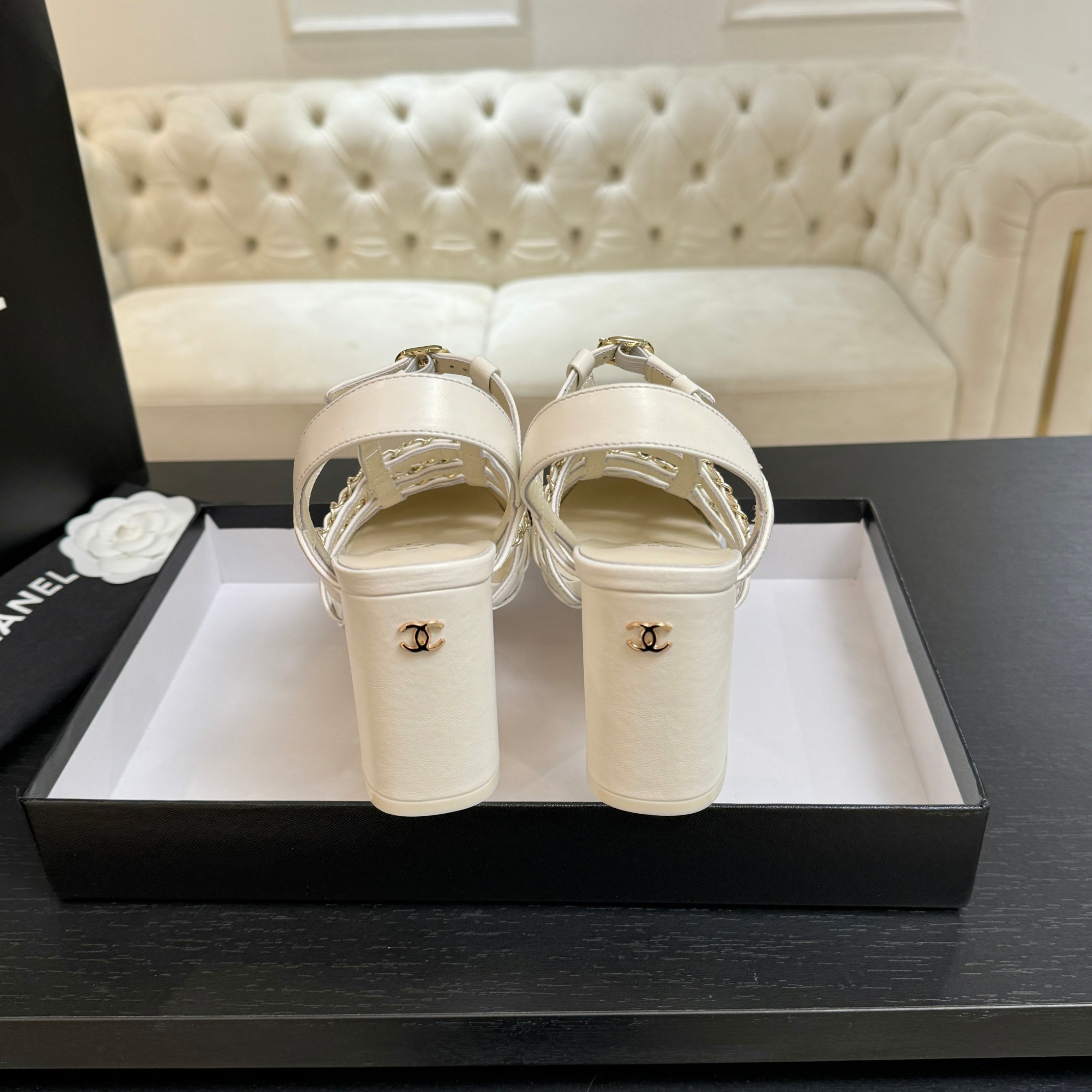 Bagsaaa Ch**el Slingbacks G46956 white - 9cm
