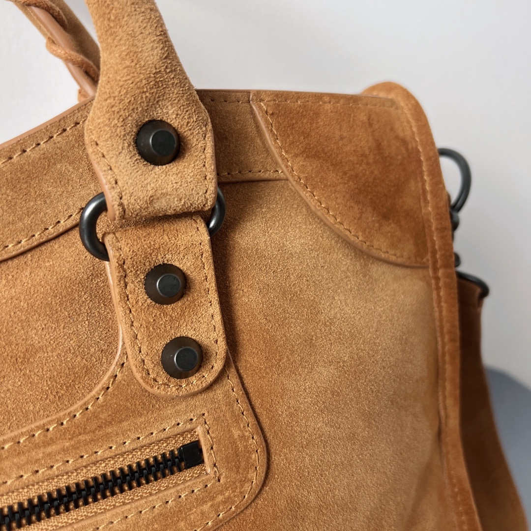 Bagsaaa Ba1en*iaga Le City Bag Small in camel suede calfskin - 30cm