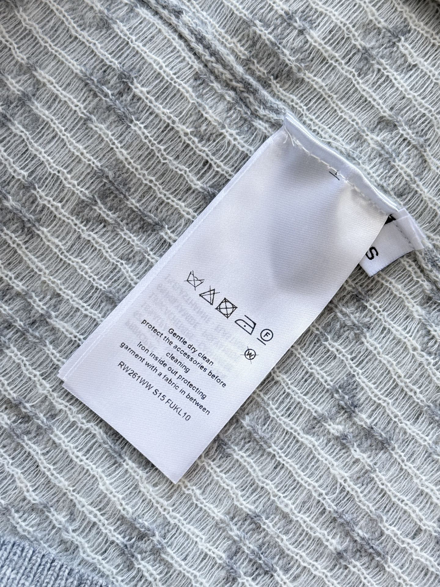 Bagsaaa L0vis Vvtt0n Monogram Brushed Knit Cardigan gray