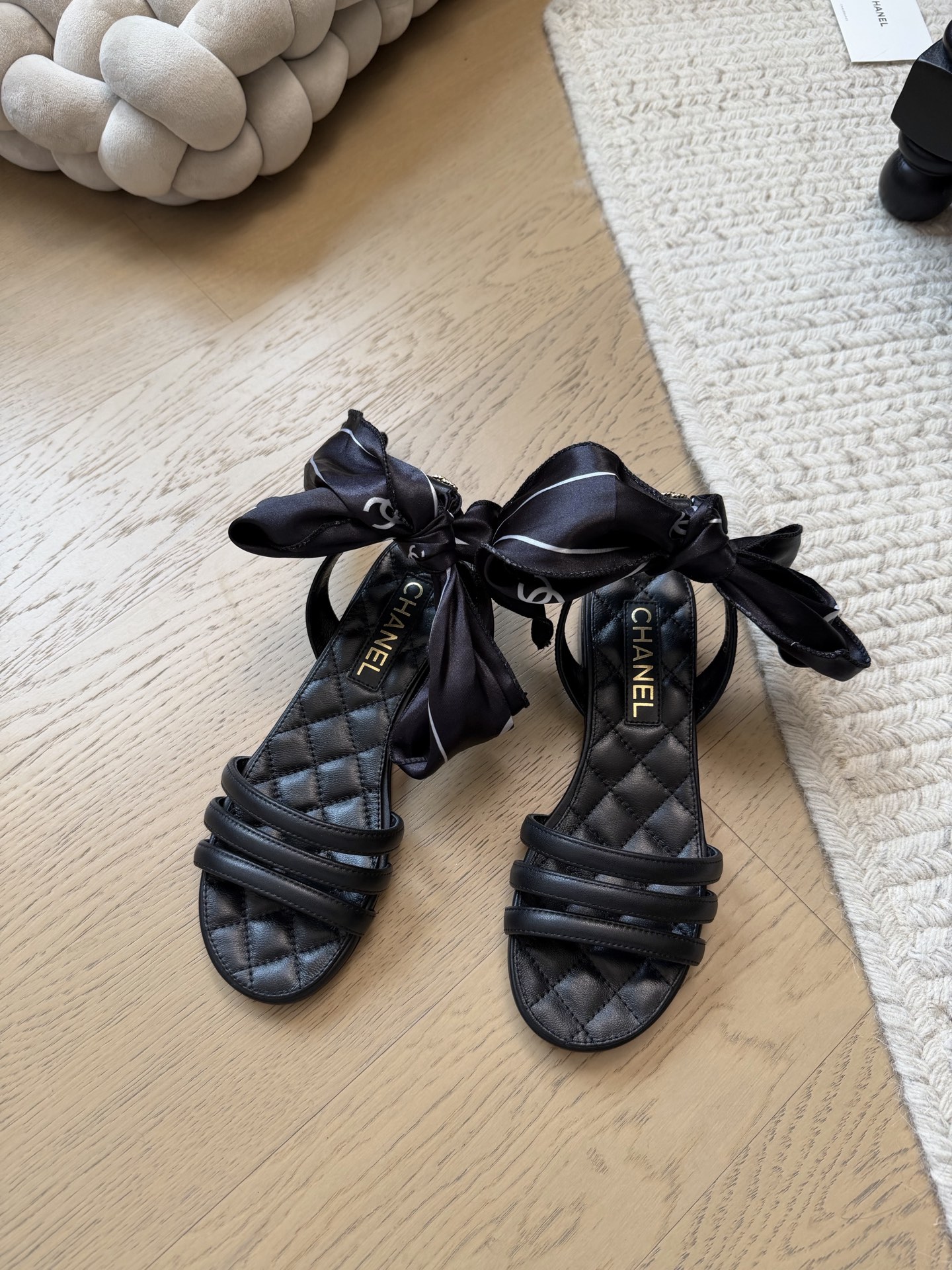 Bagsaaa Ch**el Sandals G46940 black Lambskin & Silk